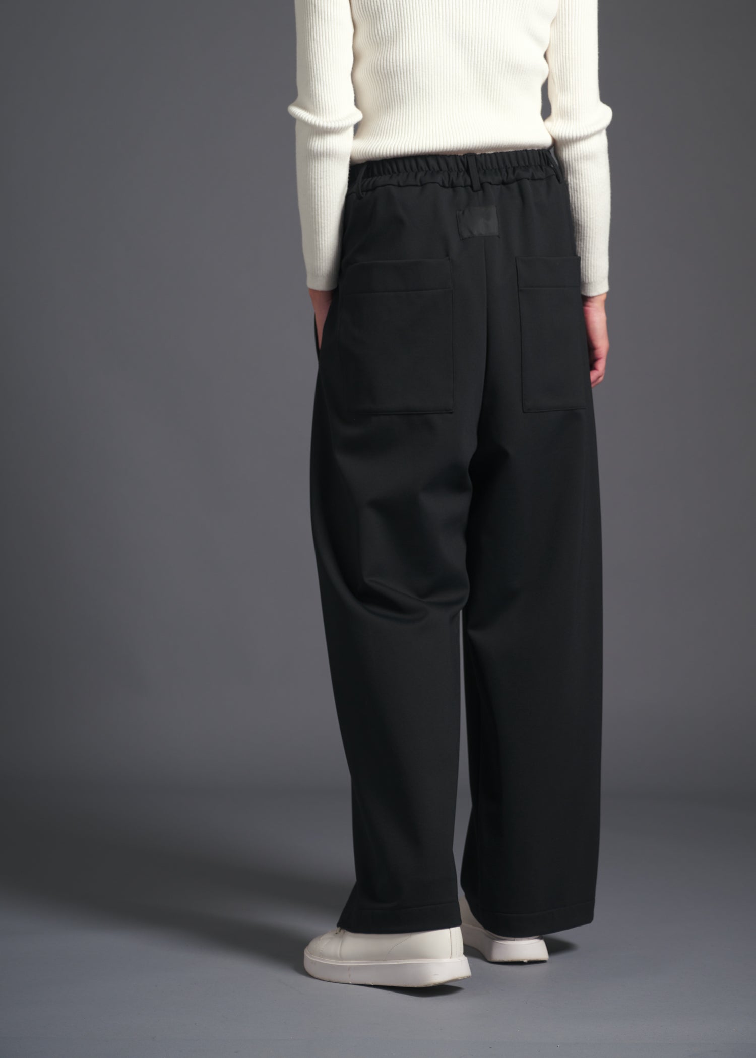 Baggy trousers with double tucks, black, cogthebigsmoke, one size fits all, sustainable fashion, less is more, made in Japan, quiet luxury, minimalist