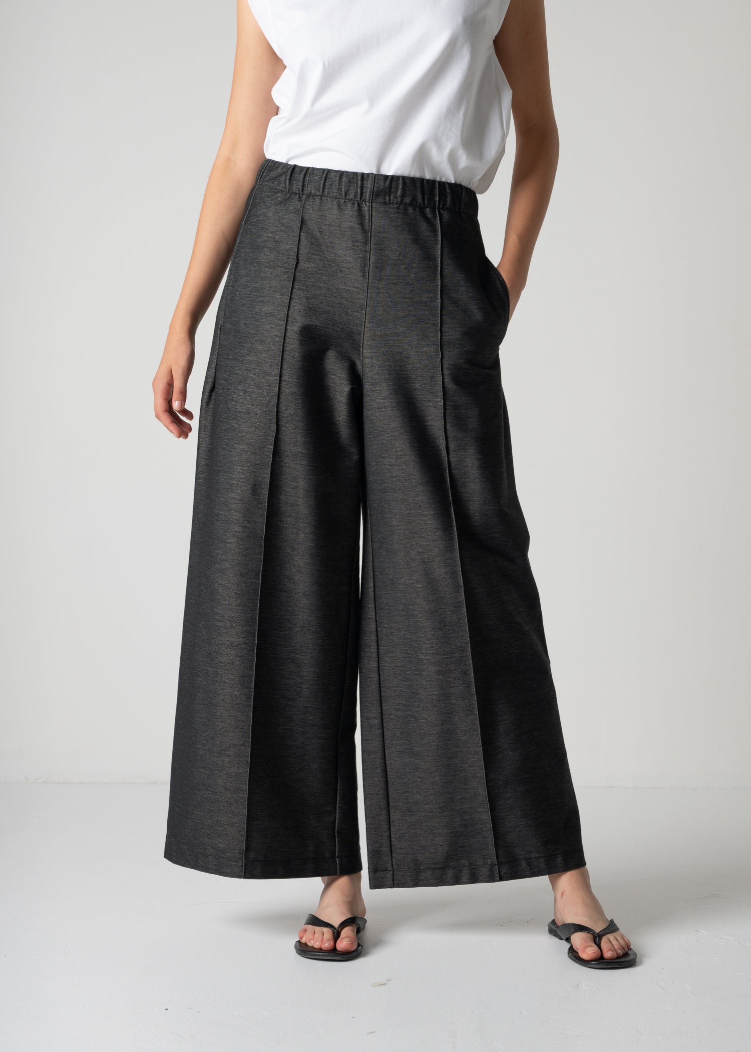 wide-leg trousers, black, cogthebigsmoke, one size fits all, sustainable fashion, less is more, made in Japan, quiet luxury, minimalist