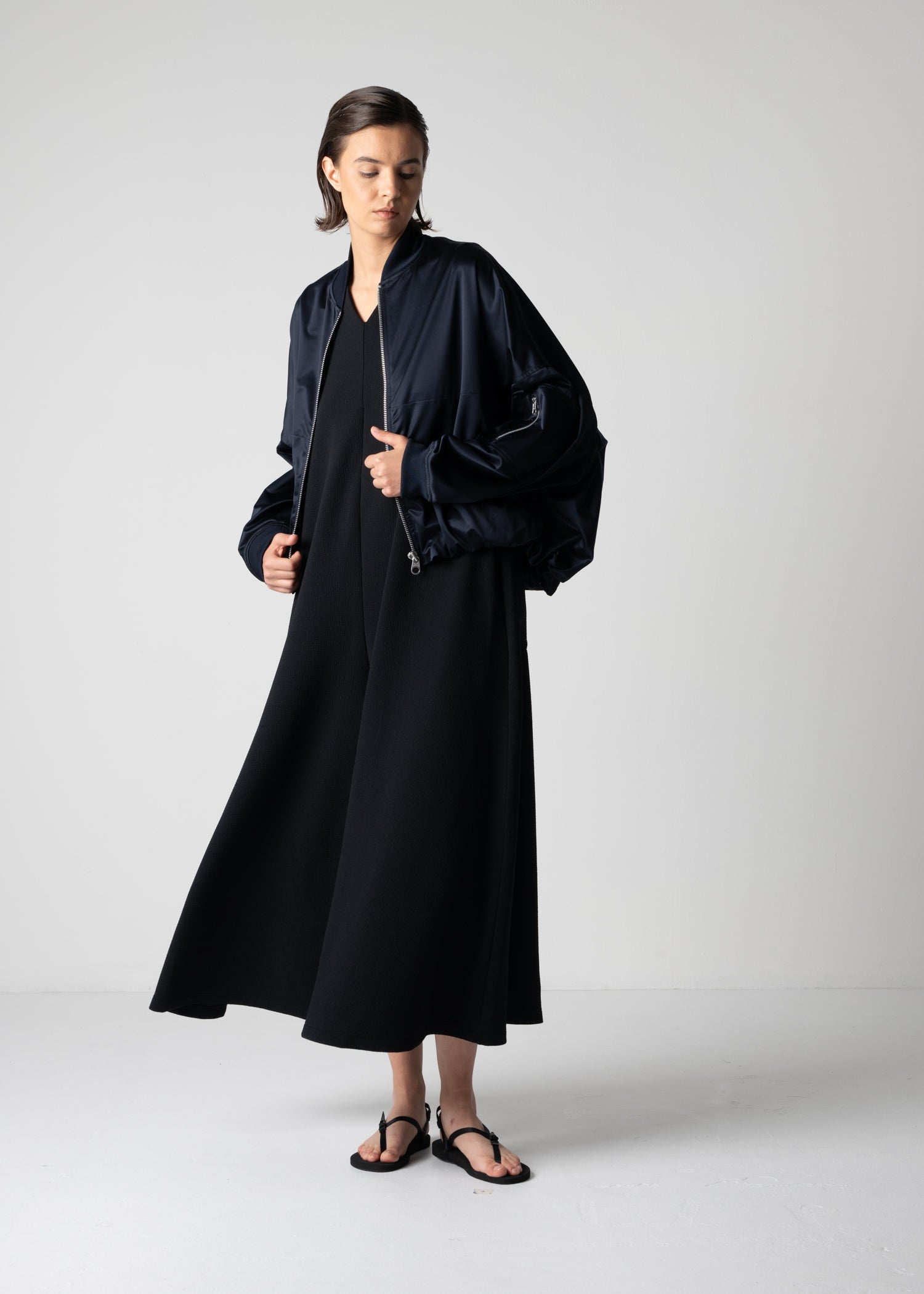 MA-1 type blouson, puff sleeves, cogthebigsmoke, one size fits all, sustainable fashion, less is more, made in Japan, quiet luxury, minimalist