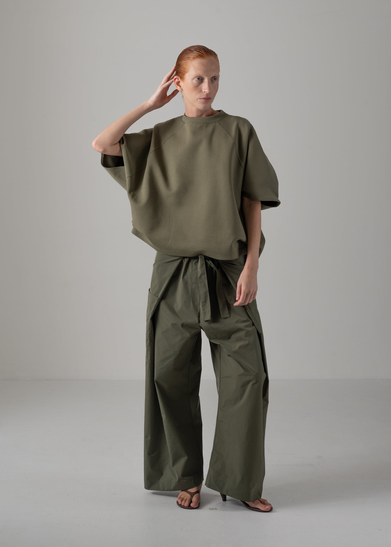 HELLEN PENTAGON TOP, クルーネックスウェットトップ, Made in Japan