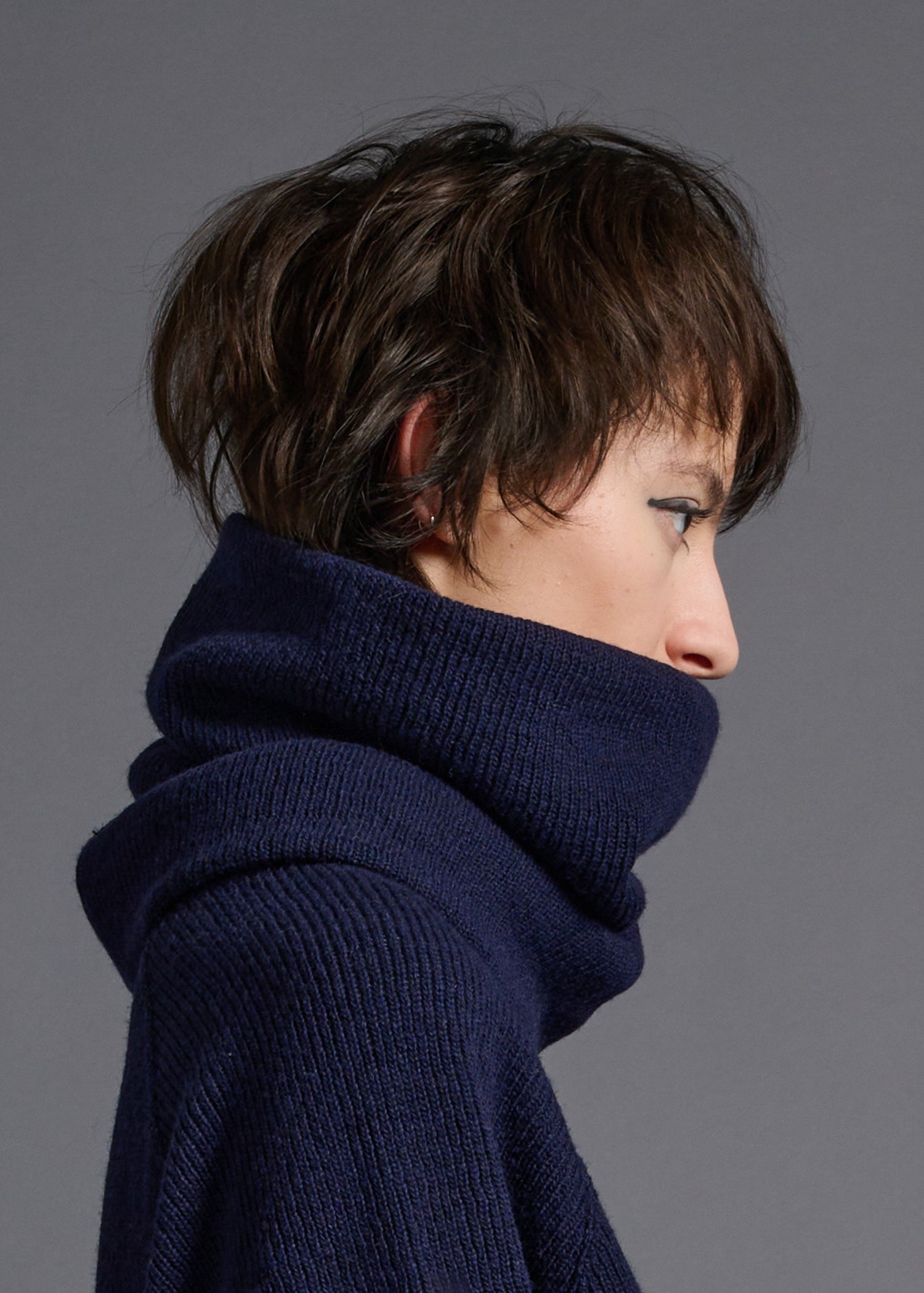 Simple tubular snood, navy, cogthebigsmoke, one size fits all, sustainable fashion, less is more, made in Japan, quiet luxury, minimalist