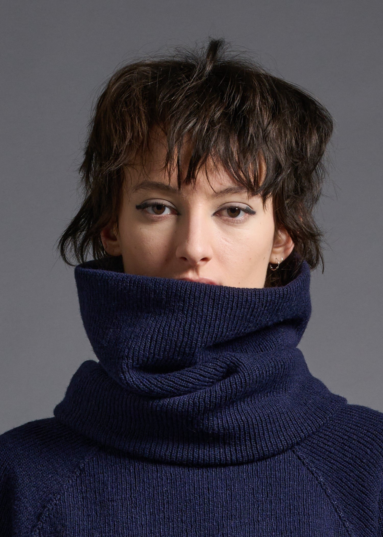 Simple tubular snood, navy, cogthebigsmoke, one size fits all, sustainable fashion, less is more, made in Japan, quiet luxury, minimalist
