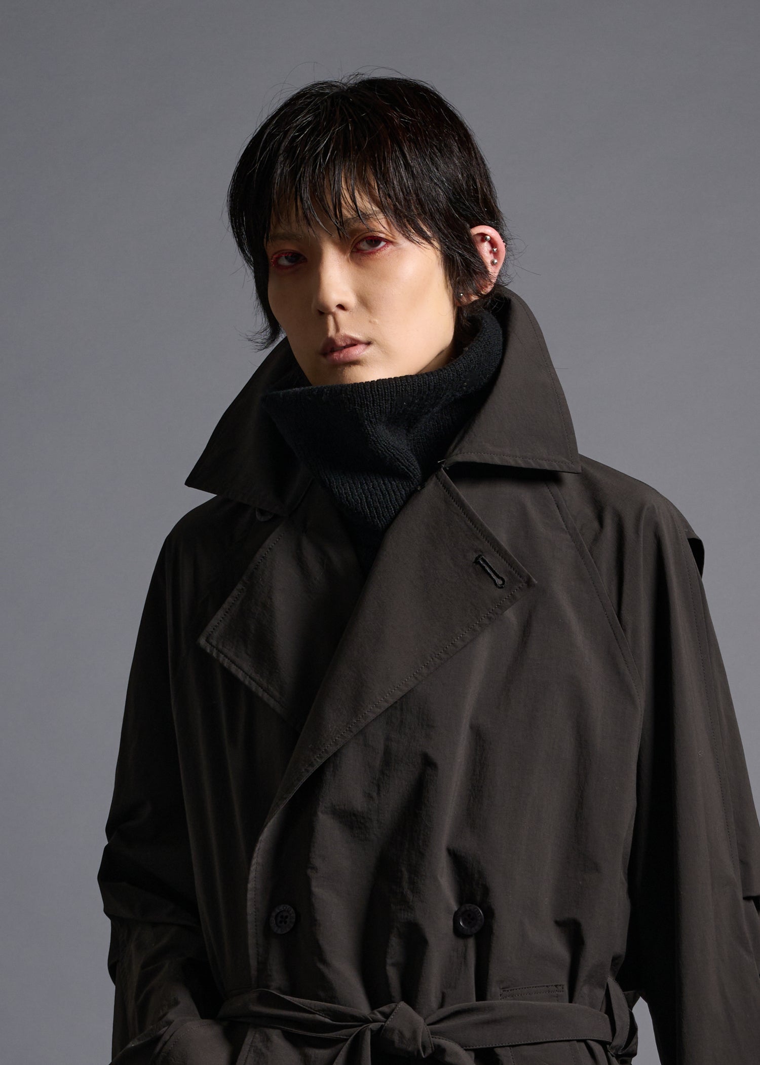 Simple tubular snood, black, cogthebigsmoke, one size fits all, sustainable fashion, less is more, made in Japan, quiet luxury, minimalist