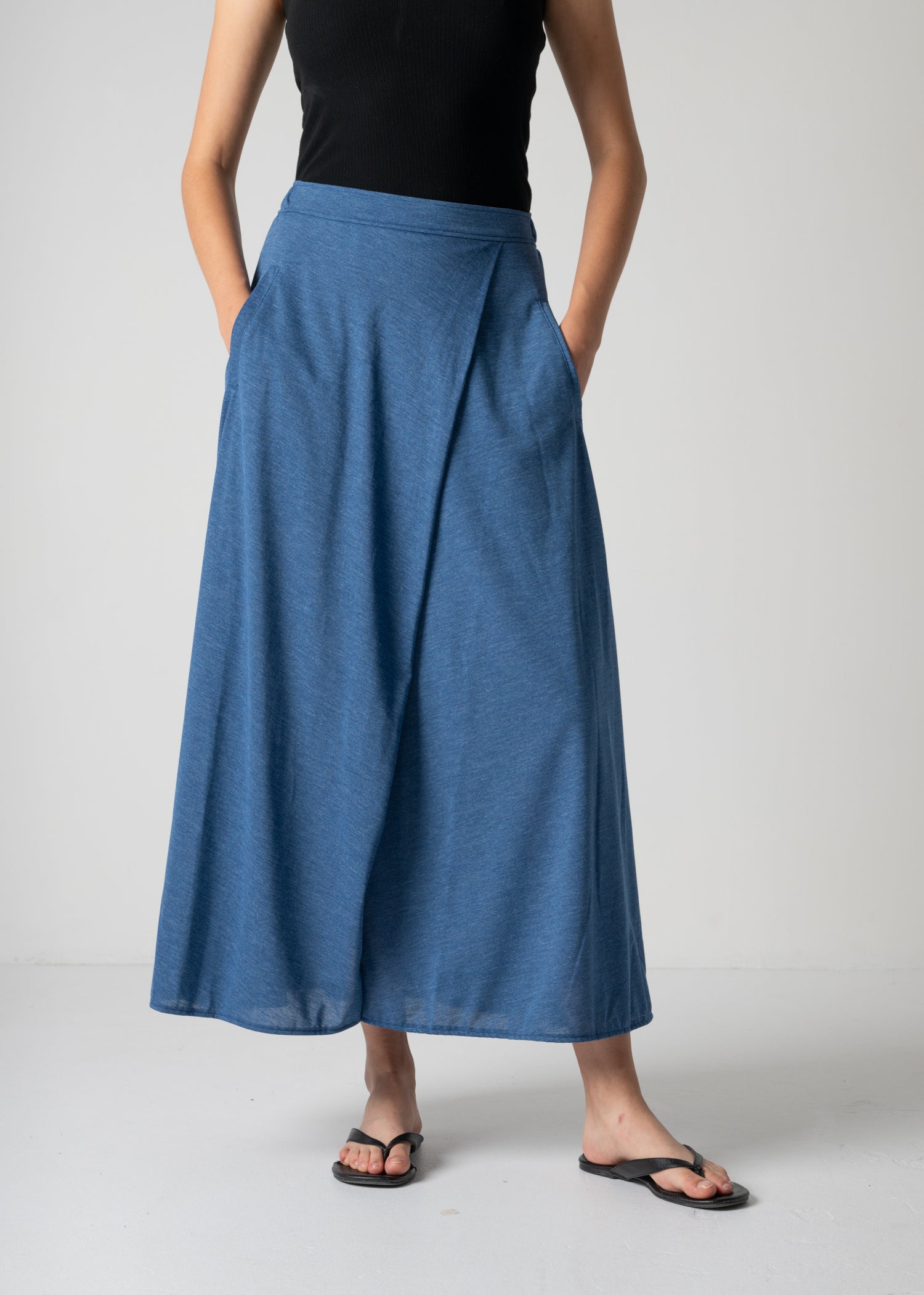 A-line maxi-length skirt, indigo, cogthebigsmoke, one size fits all, sustainable fashion, less is more, made in Japan, quiet luxury, minimalist