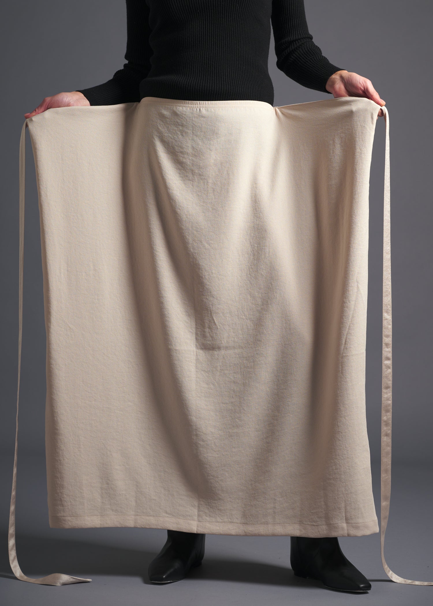 3-way wrap skirt, oat, cogthebigsmoke, one size fits all, sustainable fashion, less is more, made in Japan, quiet luxury, minimalist