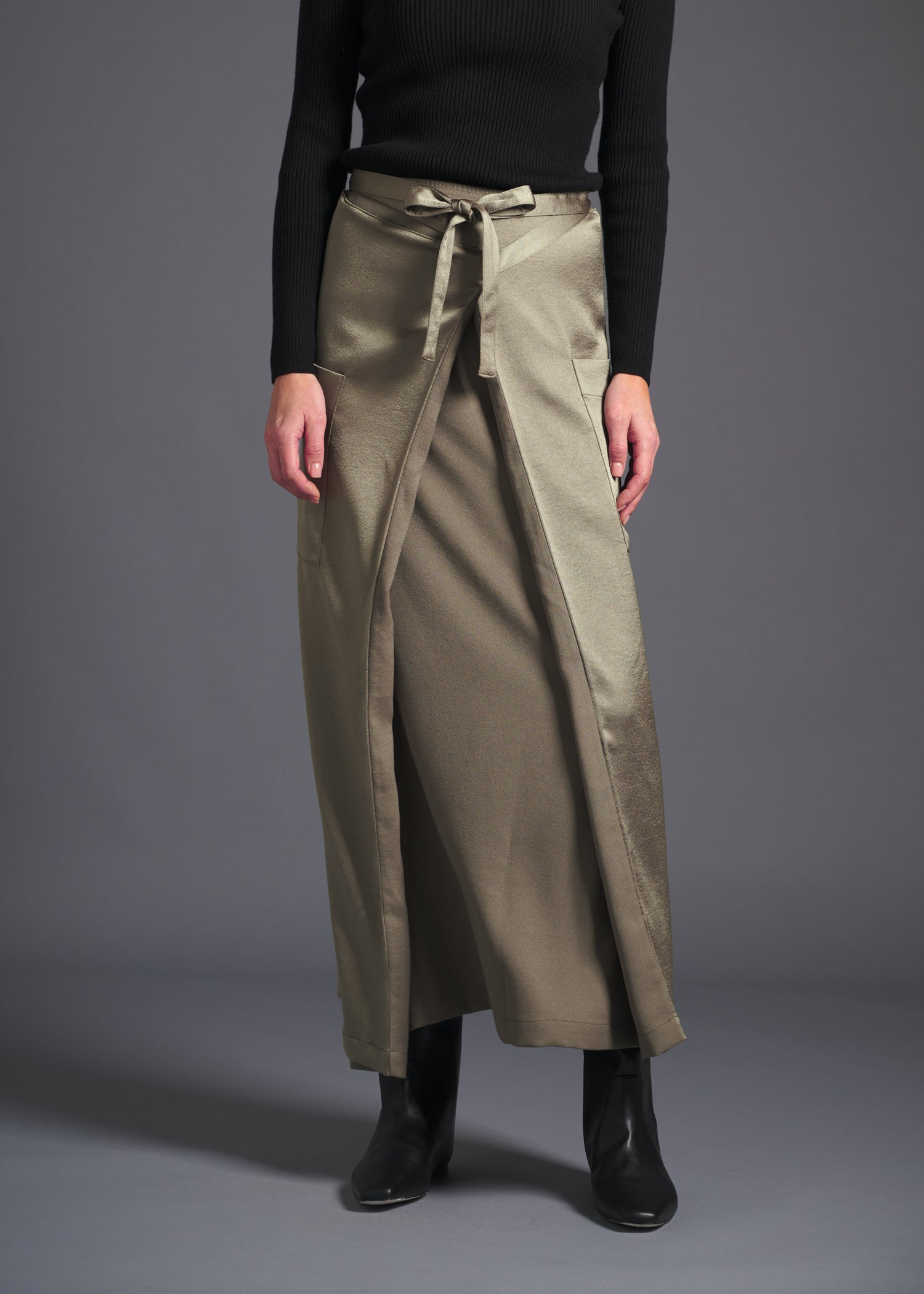 3-way wrap skirt, sage, cogthebigsmoke, one size fits all, sustainable fashion, less is more, made in Japan, quiet luxury, minimalist