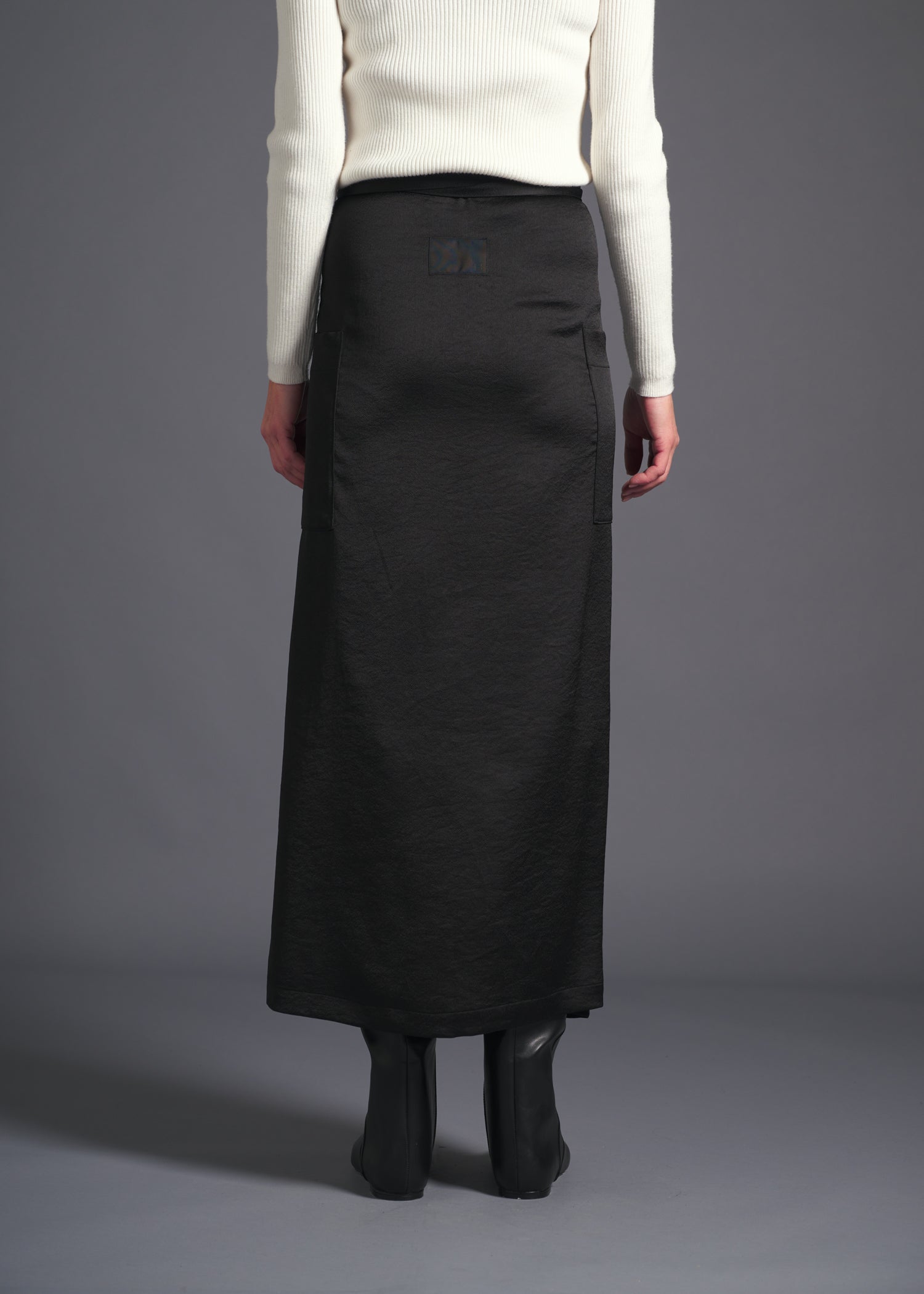 3-way wrap skirt, black, cogthebigsmoke, one size fits all, sustainable fashion, less is more, made in Japan, quiet luxury, minimalist