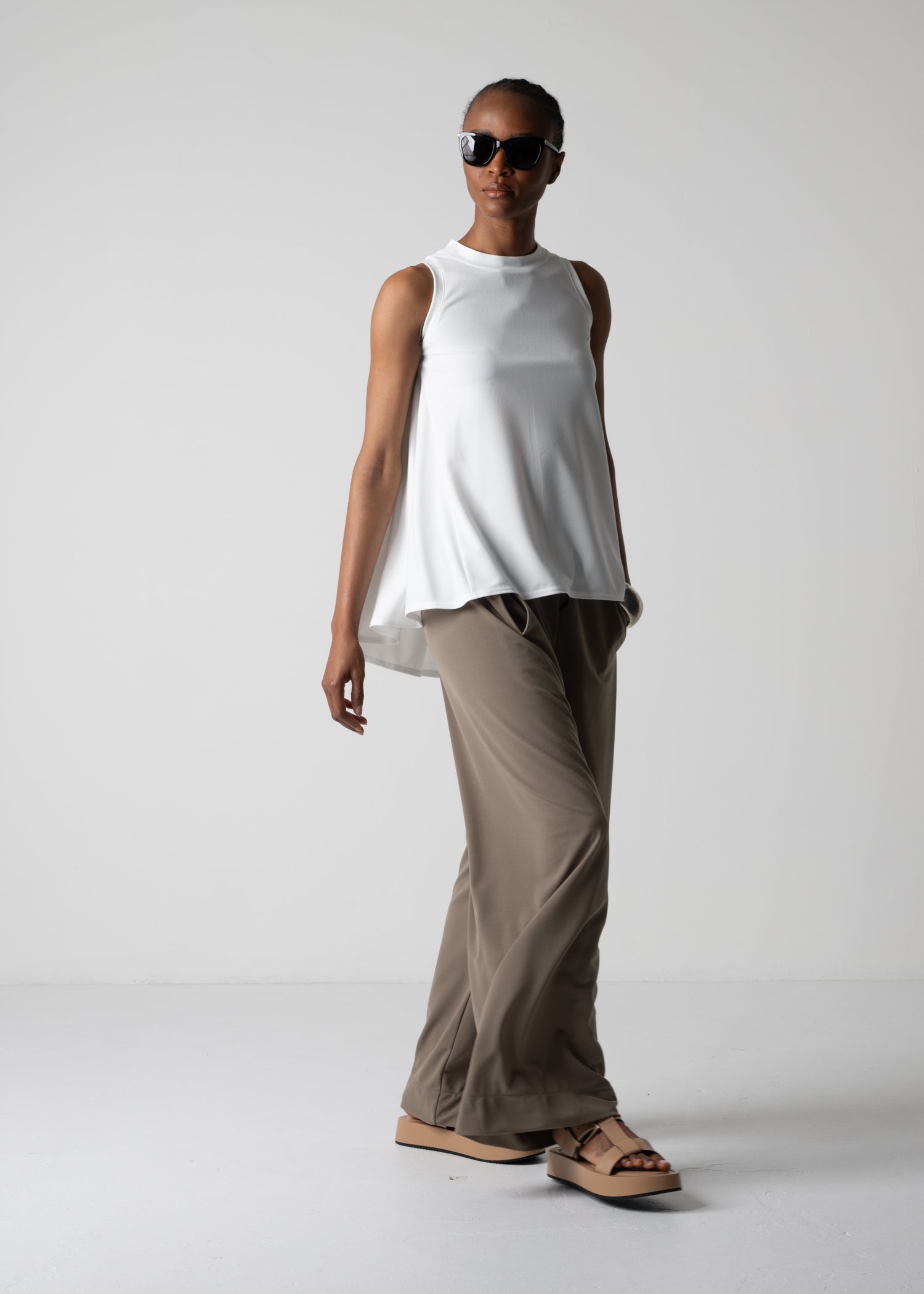 American sleeve top, white, cogthebigsmoke, one size fits all, sustainable fashion, less is more, made in Japan, quiet luxury, minimalist