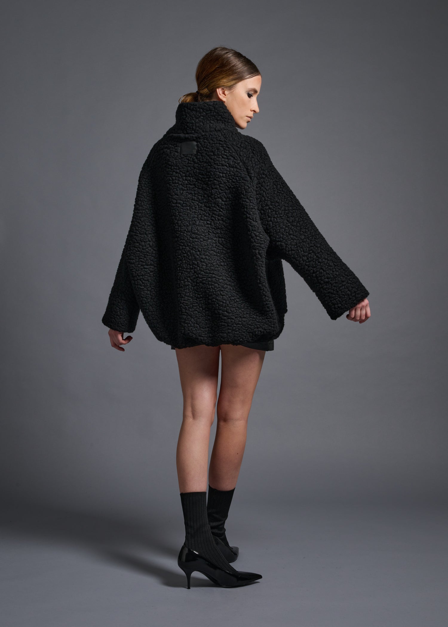 Standing collar pullover top, black, cogthebigsmoke, one size fits all, sustainable fashion, less is more, made in Japan, quiet luxury, minimalist