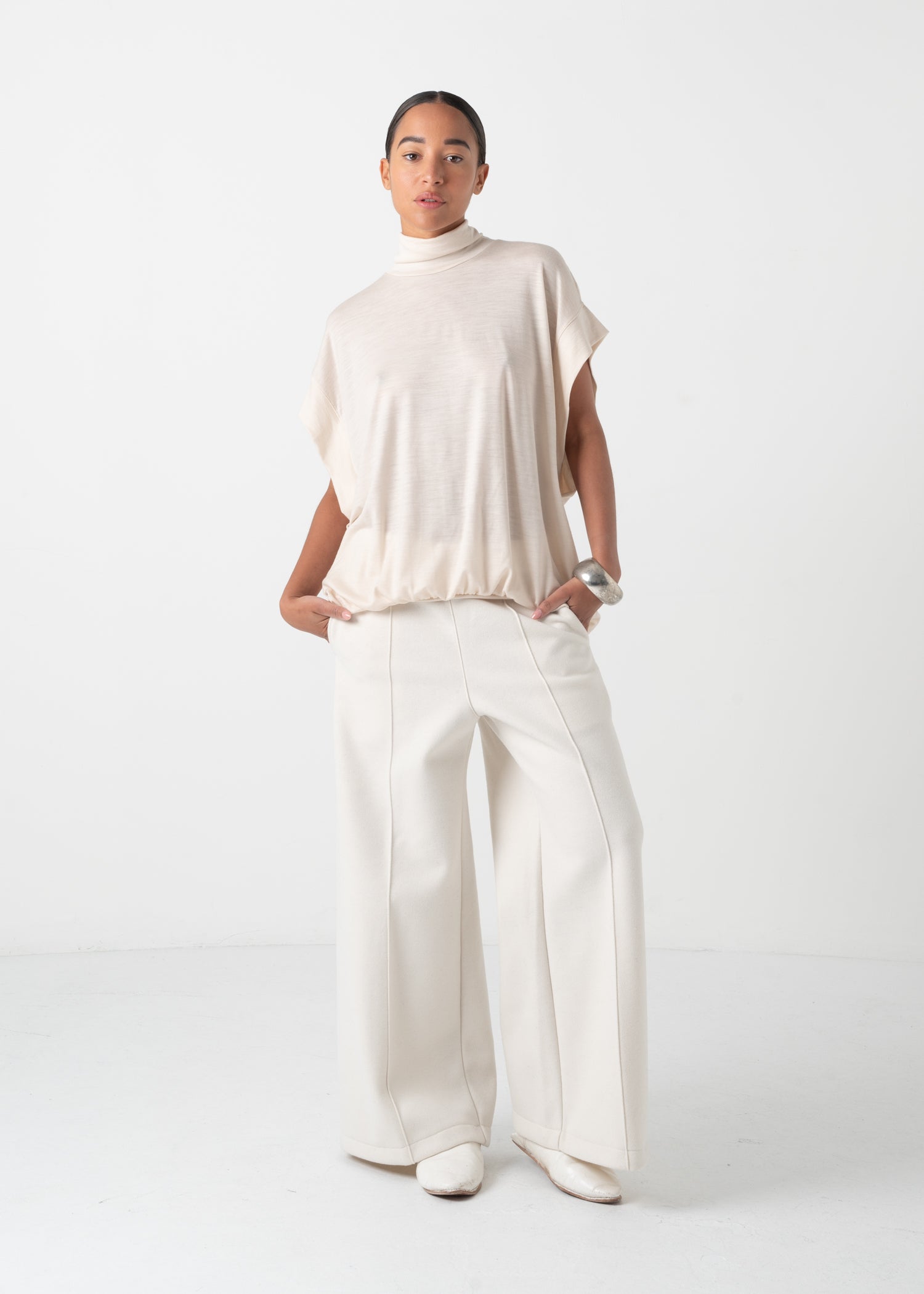 48 KENNA FRENCH HIGH-NECK TOP / HIGH GAUGE PURE WOOL JERSEY - C11
