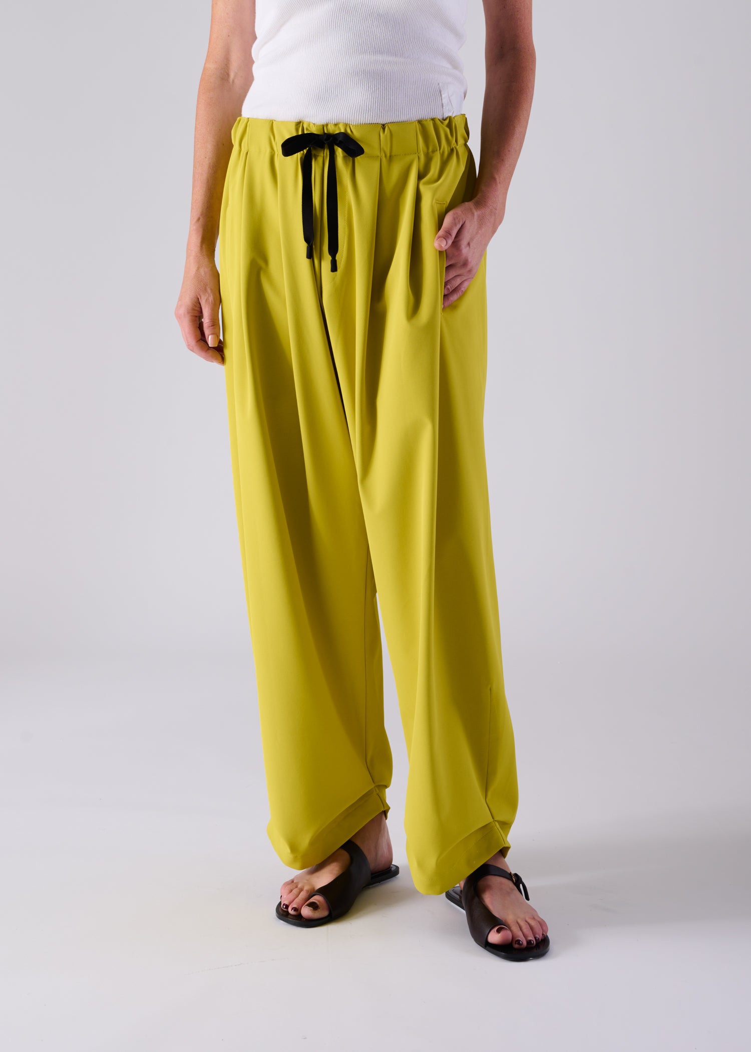 12 NIRVANA TUCKED HEM TROUSERS / OPAQUE TWILL - C14