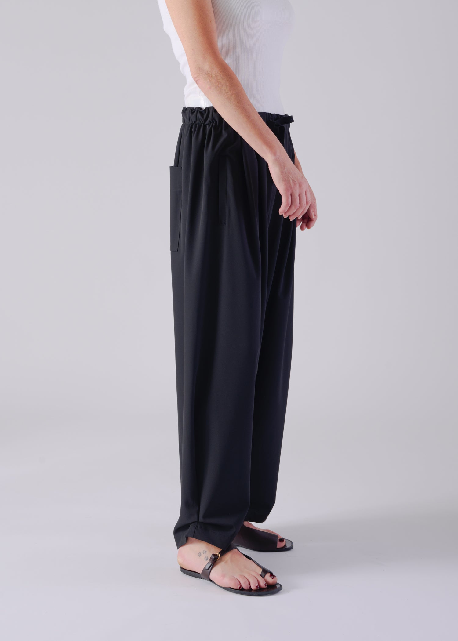 NIRVANA TUCKED HEM TROUSERS, Voluminous trousers, Made in Japan