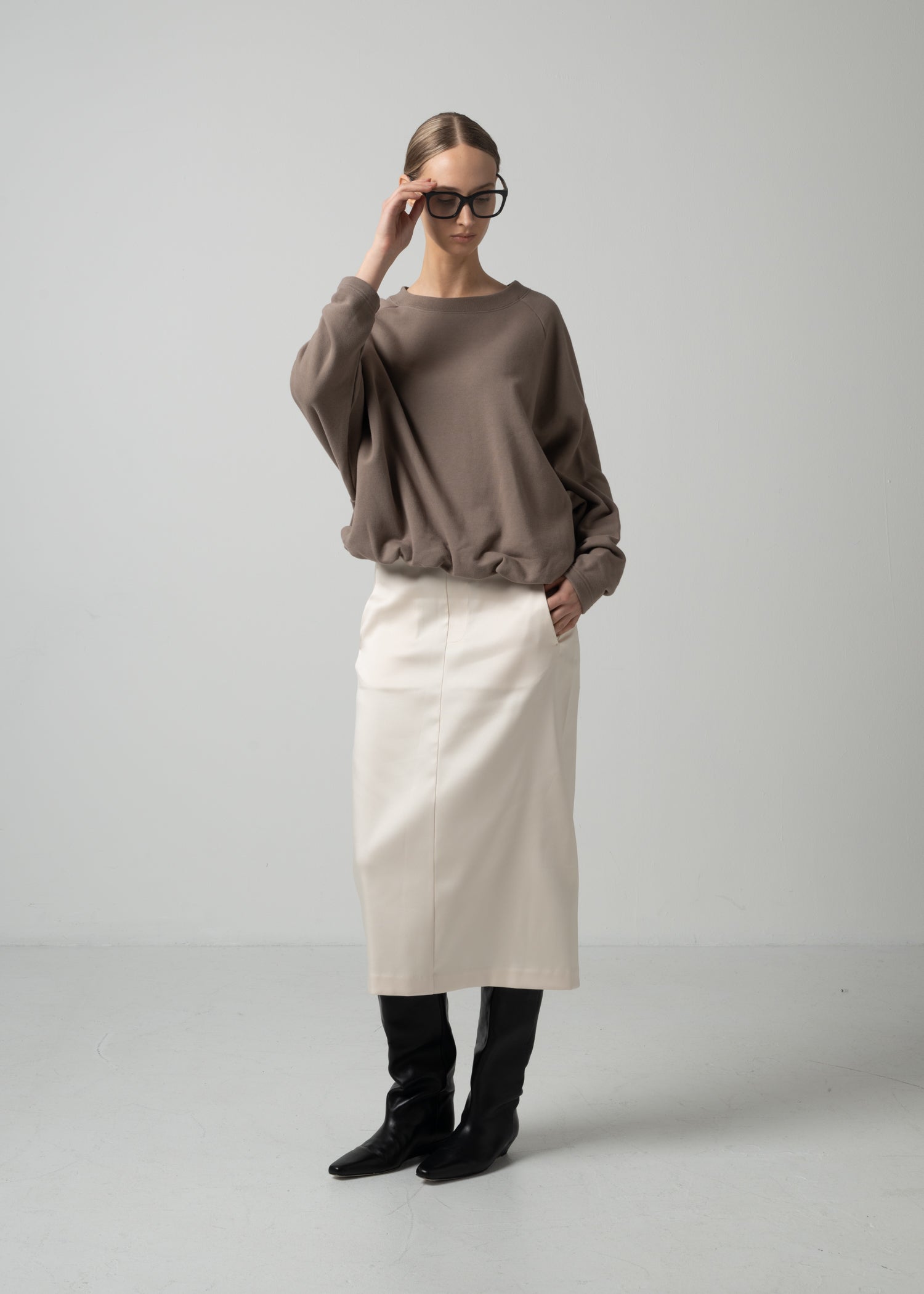 1 / 87TAUPE