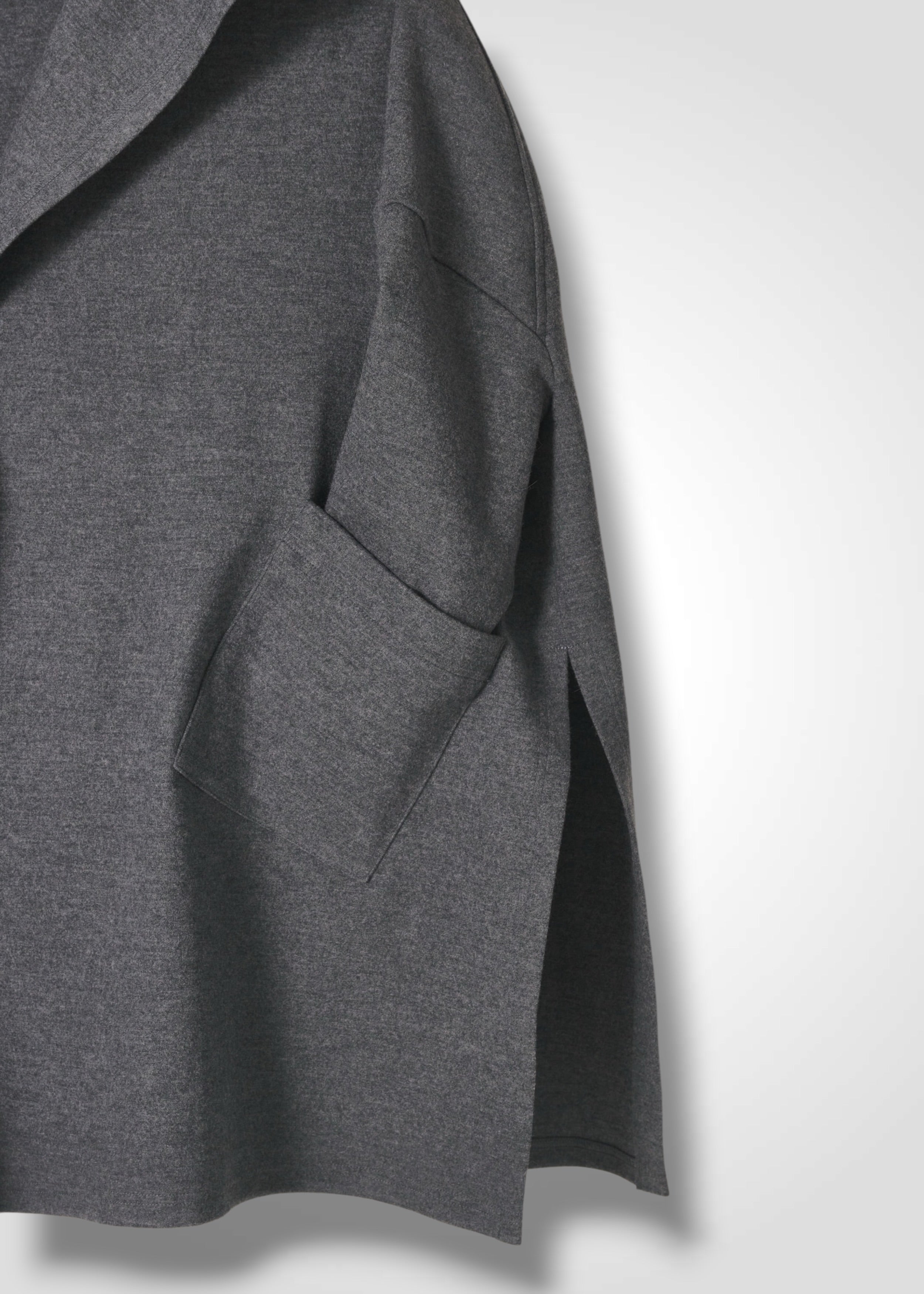 17 ORNELLA HOODED WRAP COAT / SUPER120S PURE WOOL SPONGY JERSEY - C15