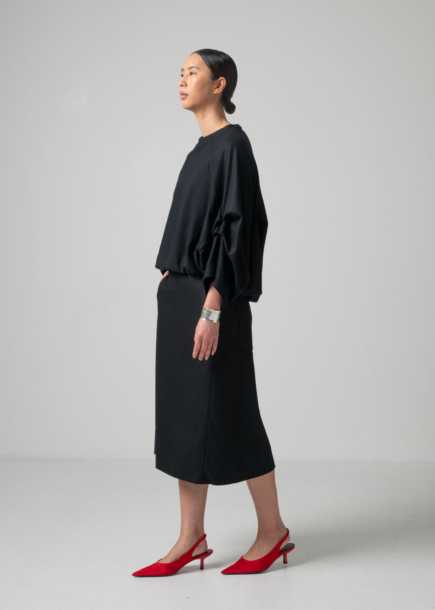 18 ORLY TUCKED SLEEVE TOP / SUPER120S PURE WOOL SPONGY JERSEY - C15
