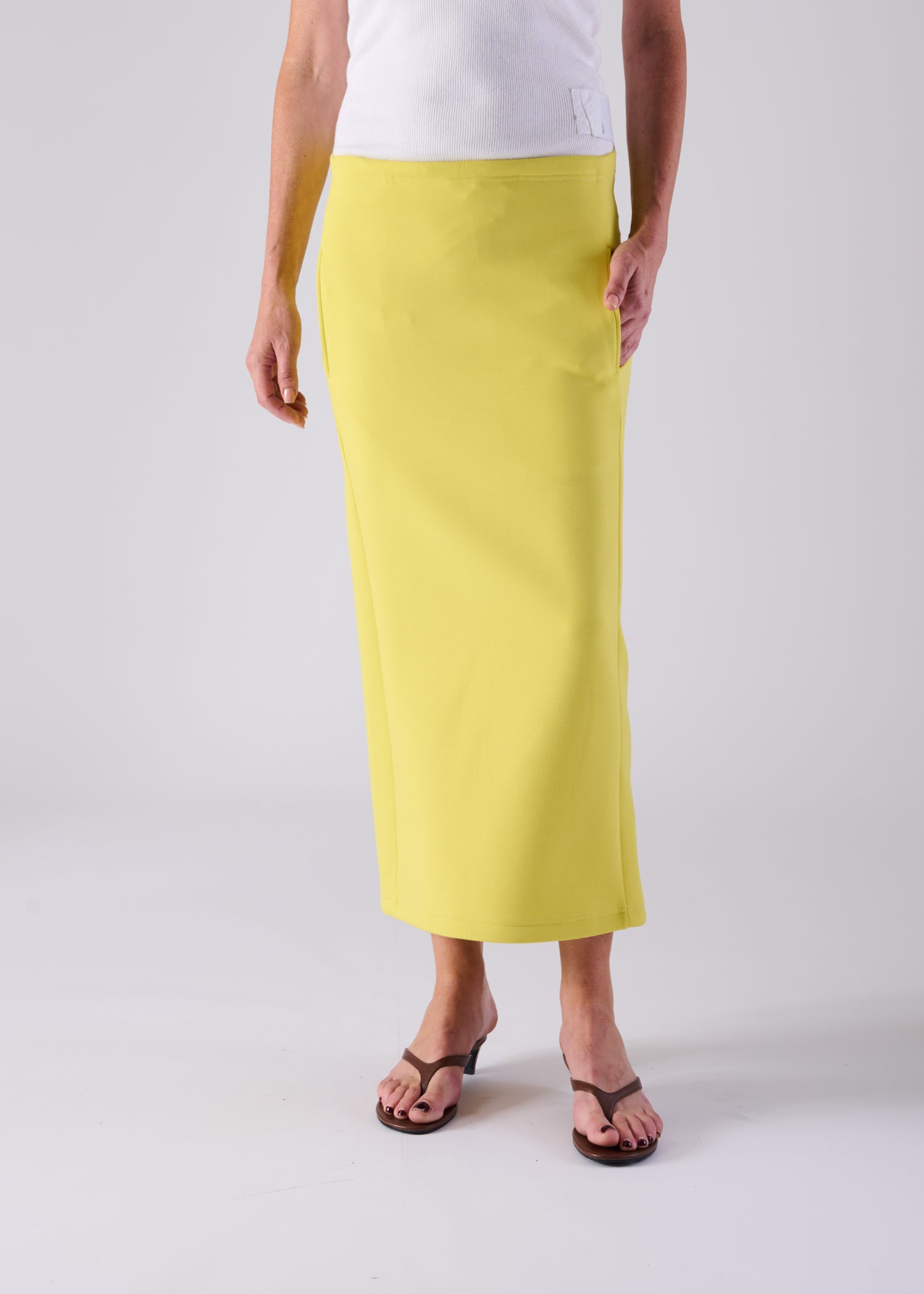 25AW 【COGTHEBIGSMOKE】MONROE PENCIL SKIRT MONROE PENCIL SKIRT, back slit, Made in Japan | COGTHEBIGSMOKE
