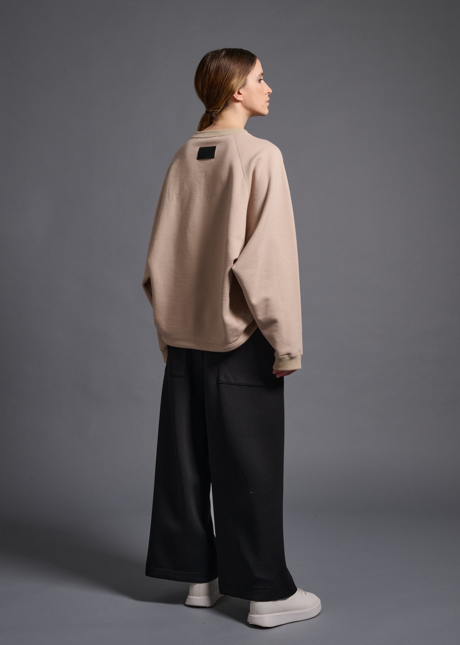 19 KAYA TUCKED HEM TOP / HEAVY FRENCH TERRY - C13