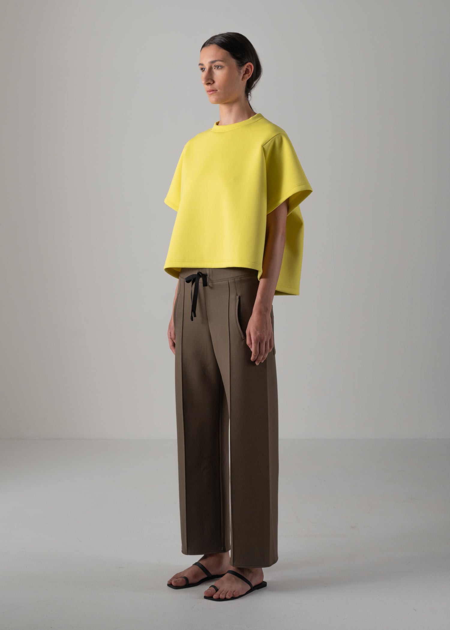 20 GALAXY SEMI WIDE TROUSERS / COCOON JERSEY - C14