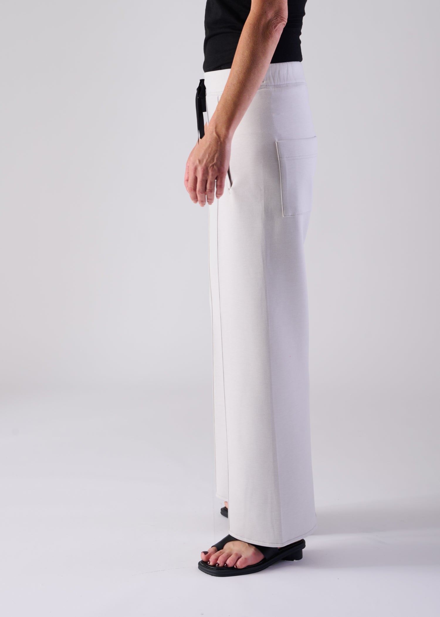 20 GALAXY SEMI WIDE TROUSERS / COCOON JERSEY - C14