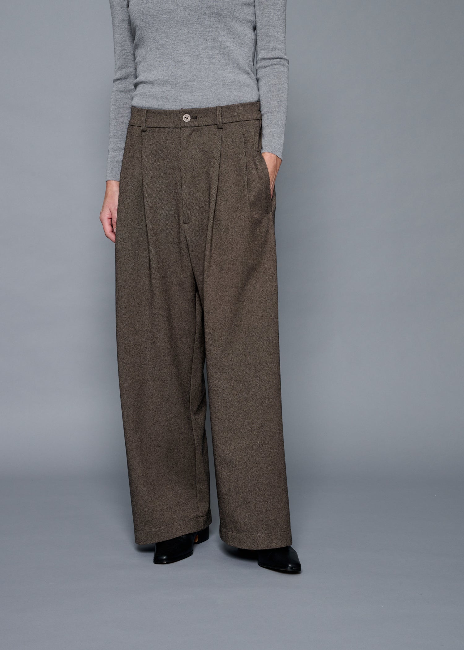 23 LUCY BAGGY TROUSERS / SOFT FLANNEL SUITING - C15