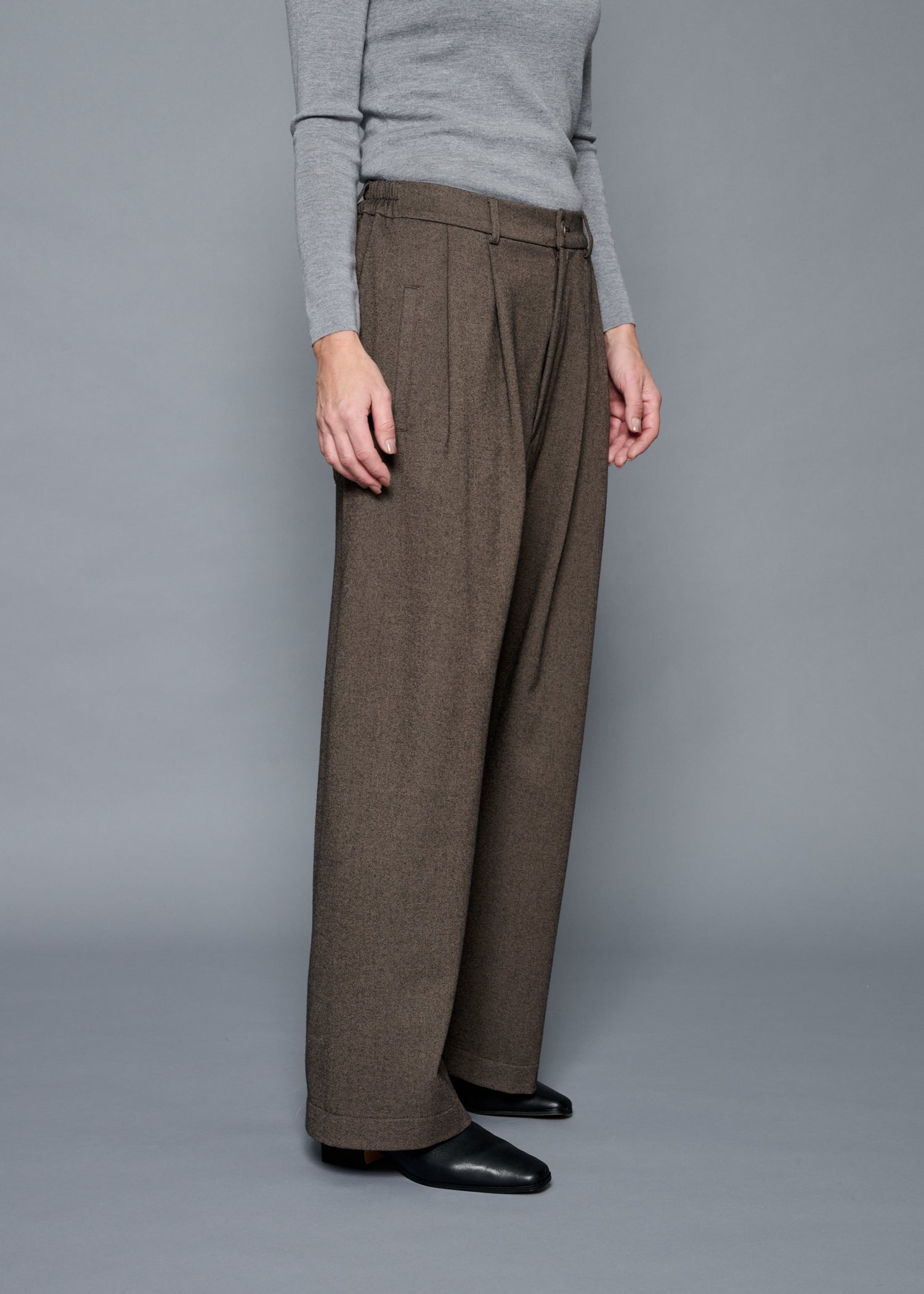 23 LUCY BAGGY TROUSERS / SOFT FLANNEL SUITING - C15