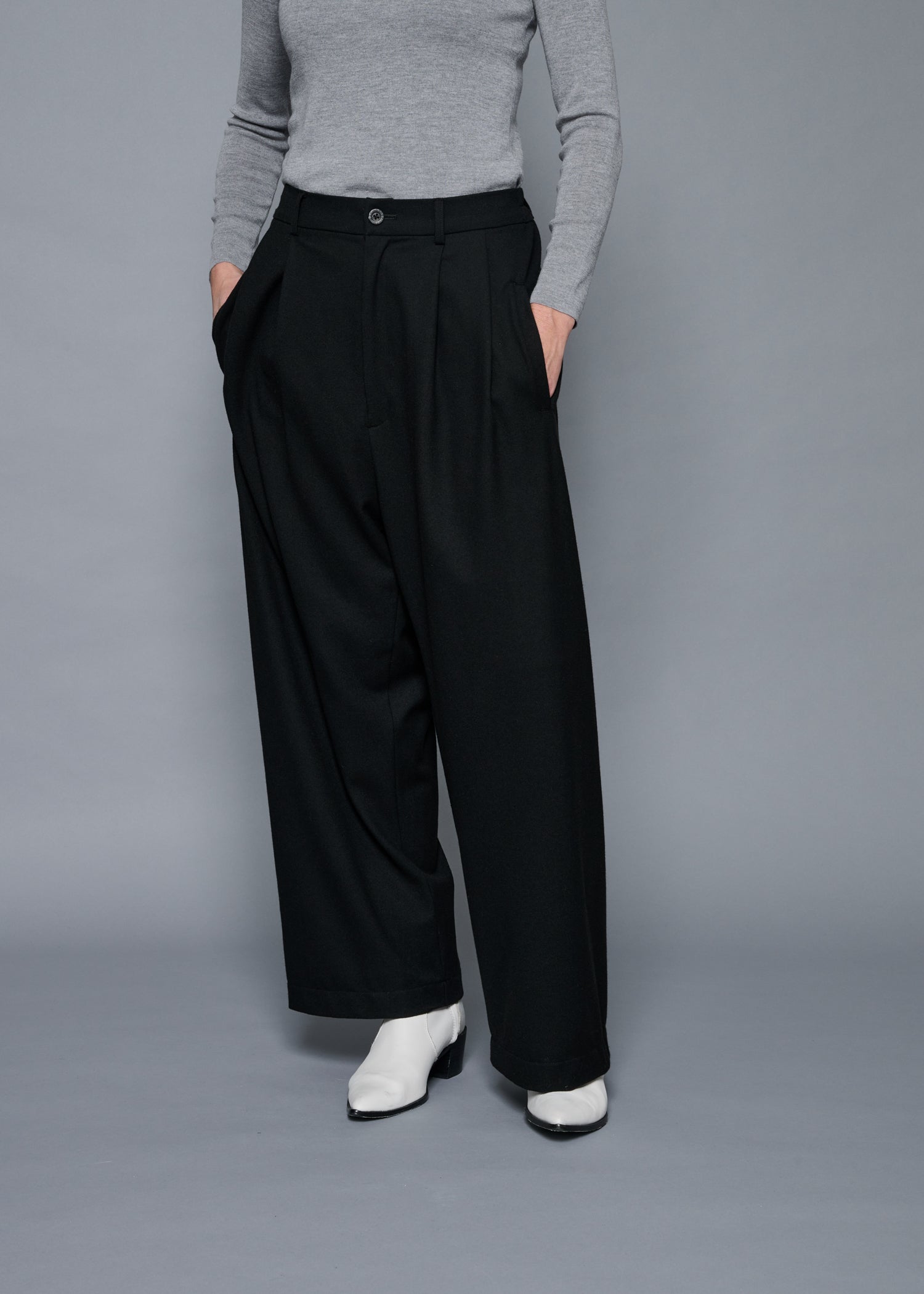 1 / 99BLACK