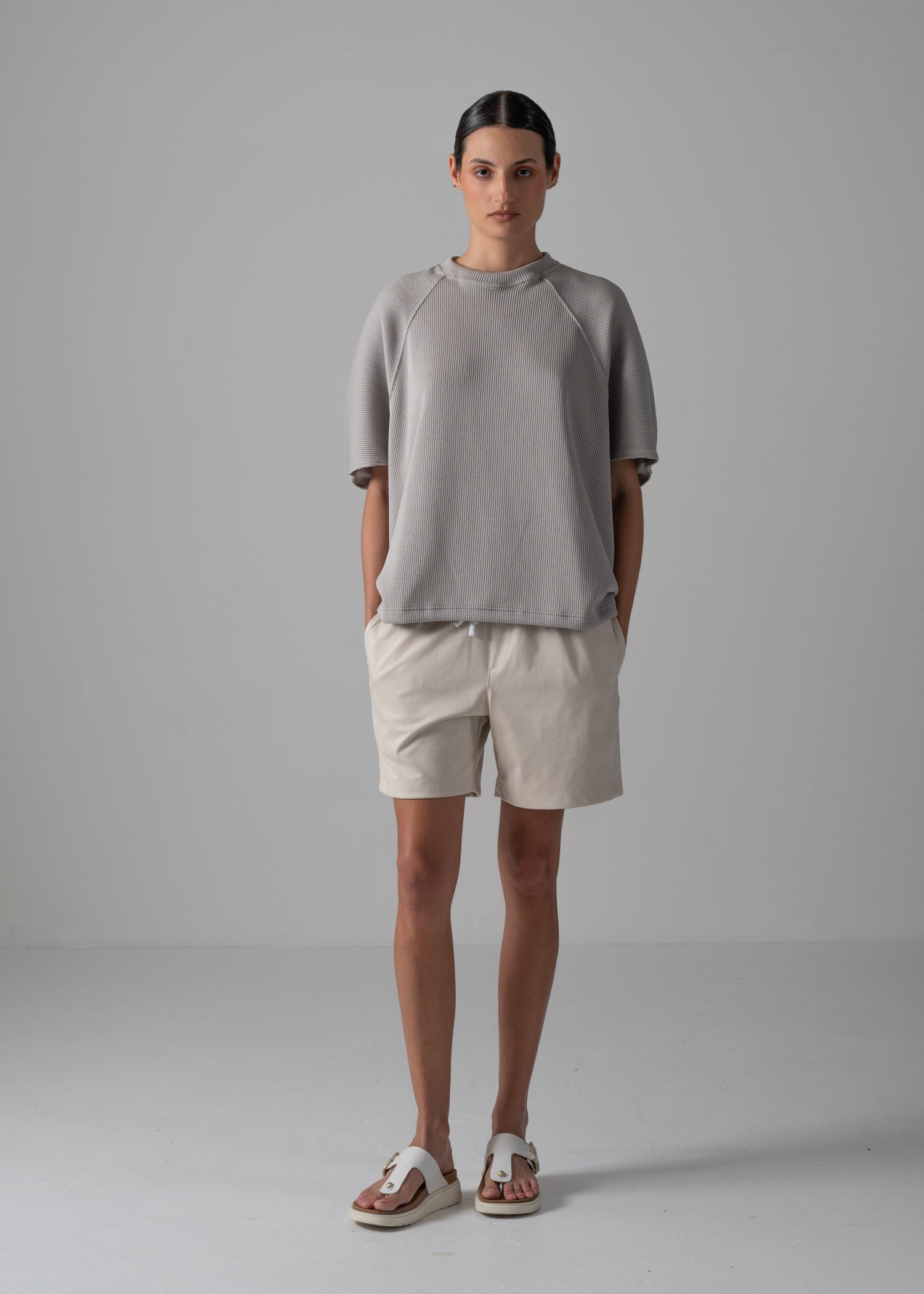 24 HELLEN PENTAGON TOP / HI-LO GAUGE KNIT-LIKE JERSEY - C14