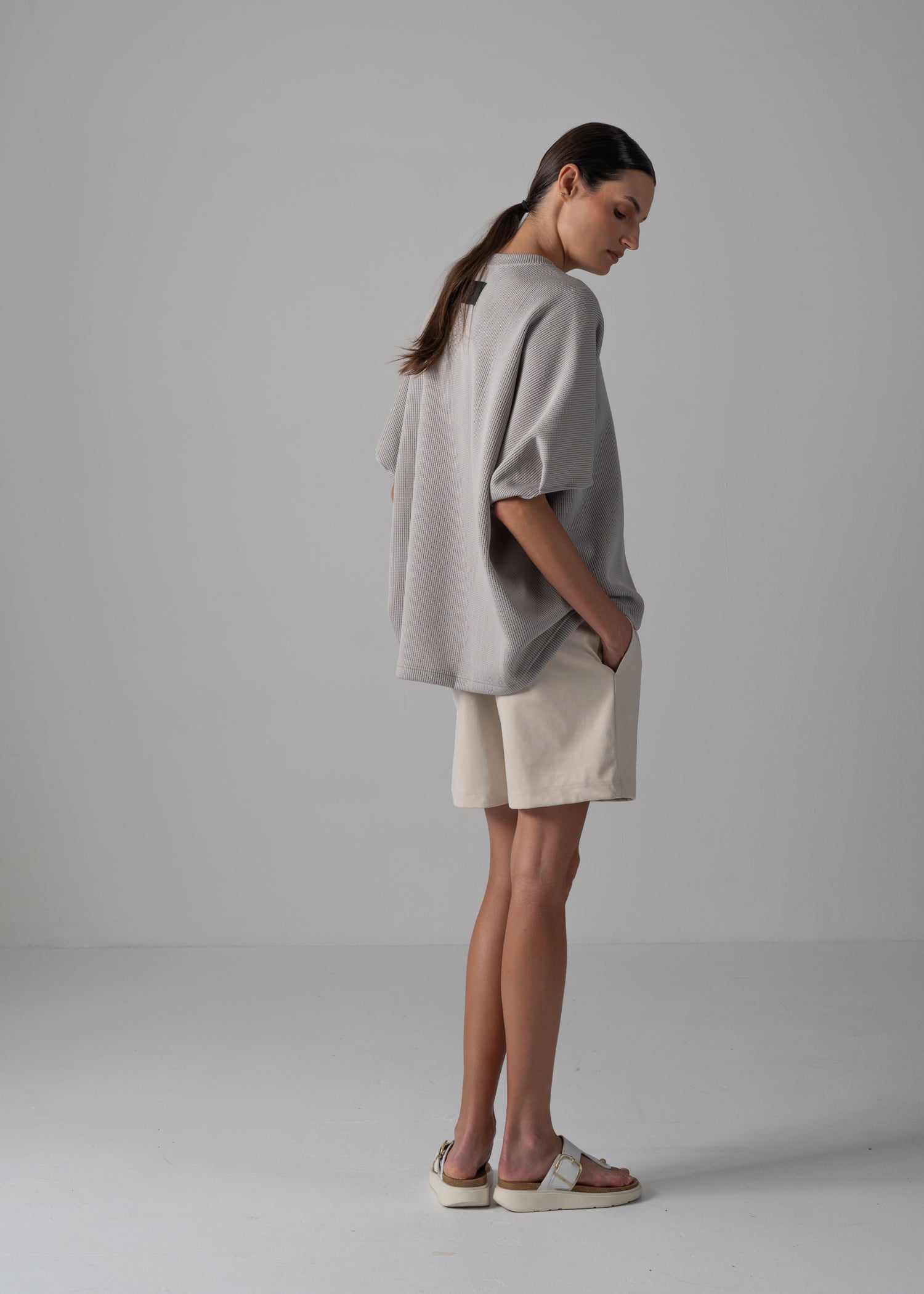 24 HELLEN PENTAGON TOP / HI-LO GAUGE KNIT-LIKE JERSEY - C14