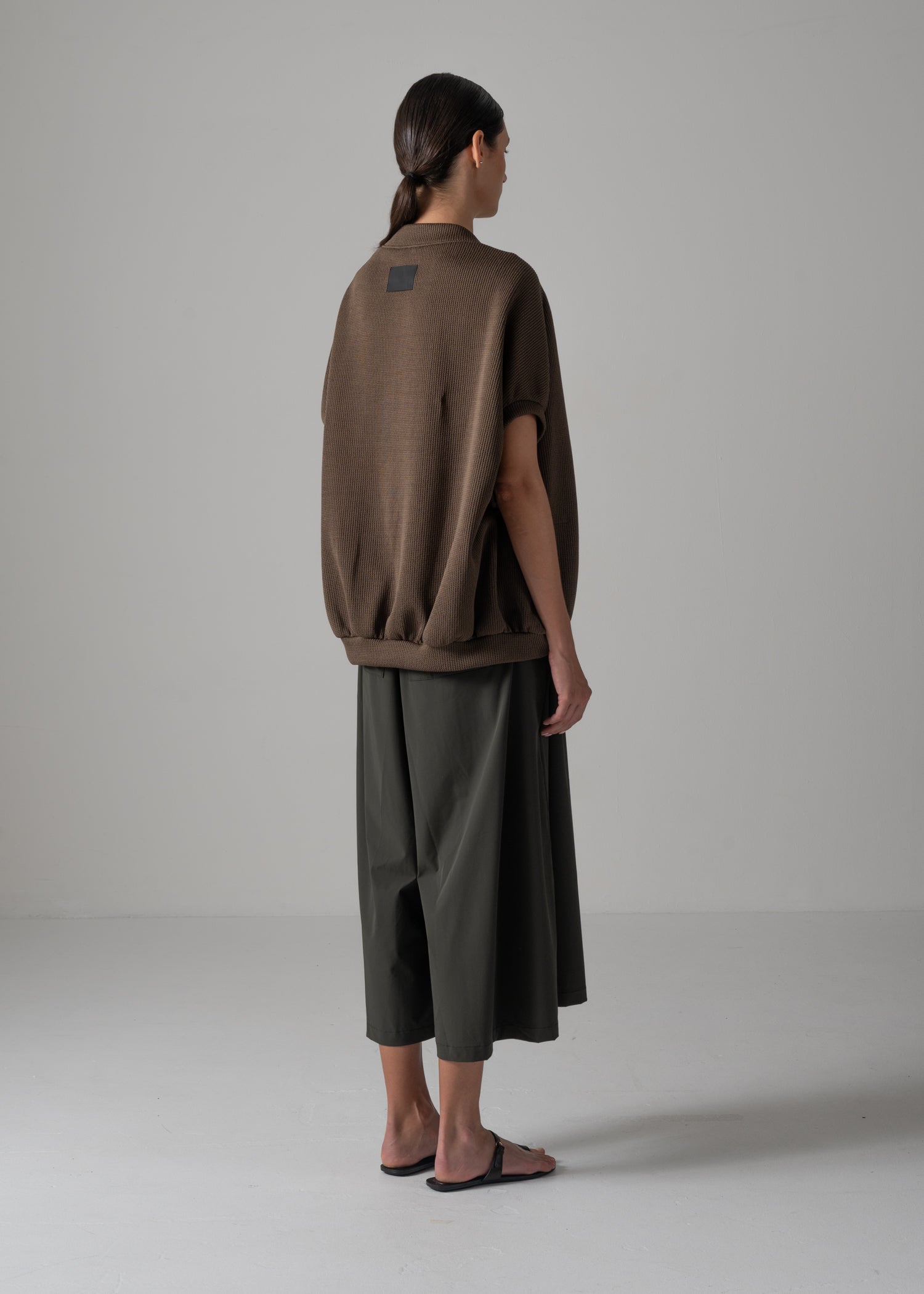 25 NEELA PUFF SLEEVE CARDIGAN / HI-LO GAUGE KNIT-LIKE JERSEY - C14