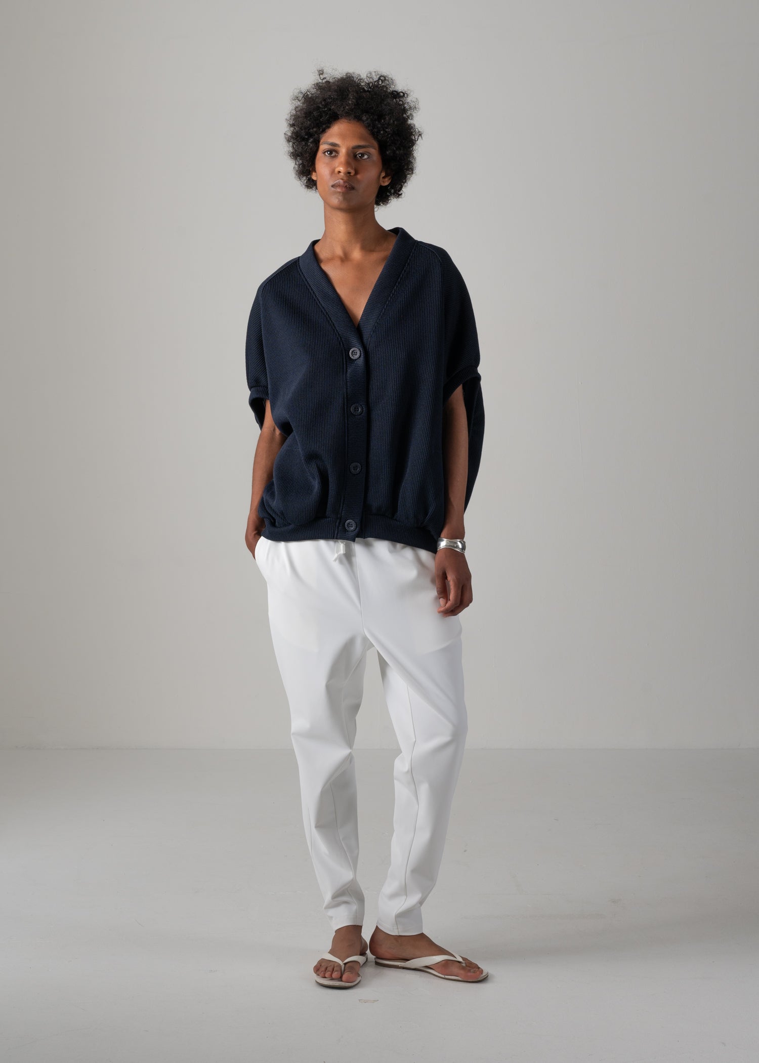 トップス cogthebigsmoke NEELA PUFFSLEEVE CARDIGAN NEELA PUFF SLEEVE CARDIGAN, V-neck cardigan, Made in Japan