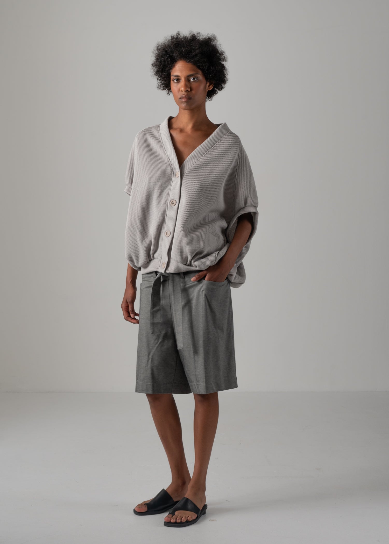 25 NEELA PUFF SLEEVE CARDIGAN / HI-LO GAUGE KNIT-LIKE JERSEY - C14