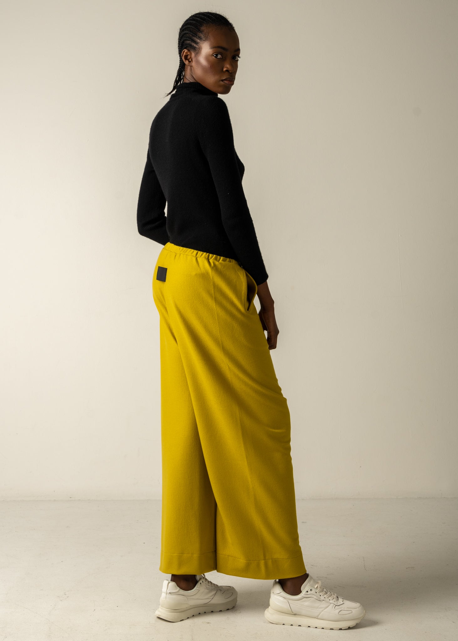 Straight wool, silk and linen pants in yellow - Gabriela Hearst | Mytheresa