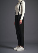 Tapered trousers with detachable shoulder straps, srouel silhouette, black, cogthebigsmoke, one size fits all, sustainable fashion, less is more, made in Japan, quiet luxury, minimalist