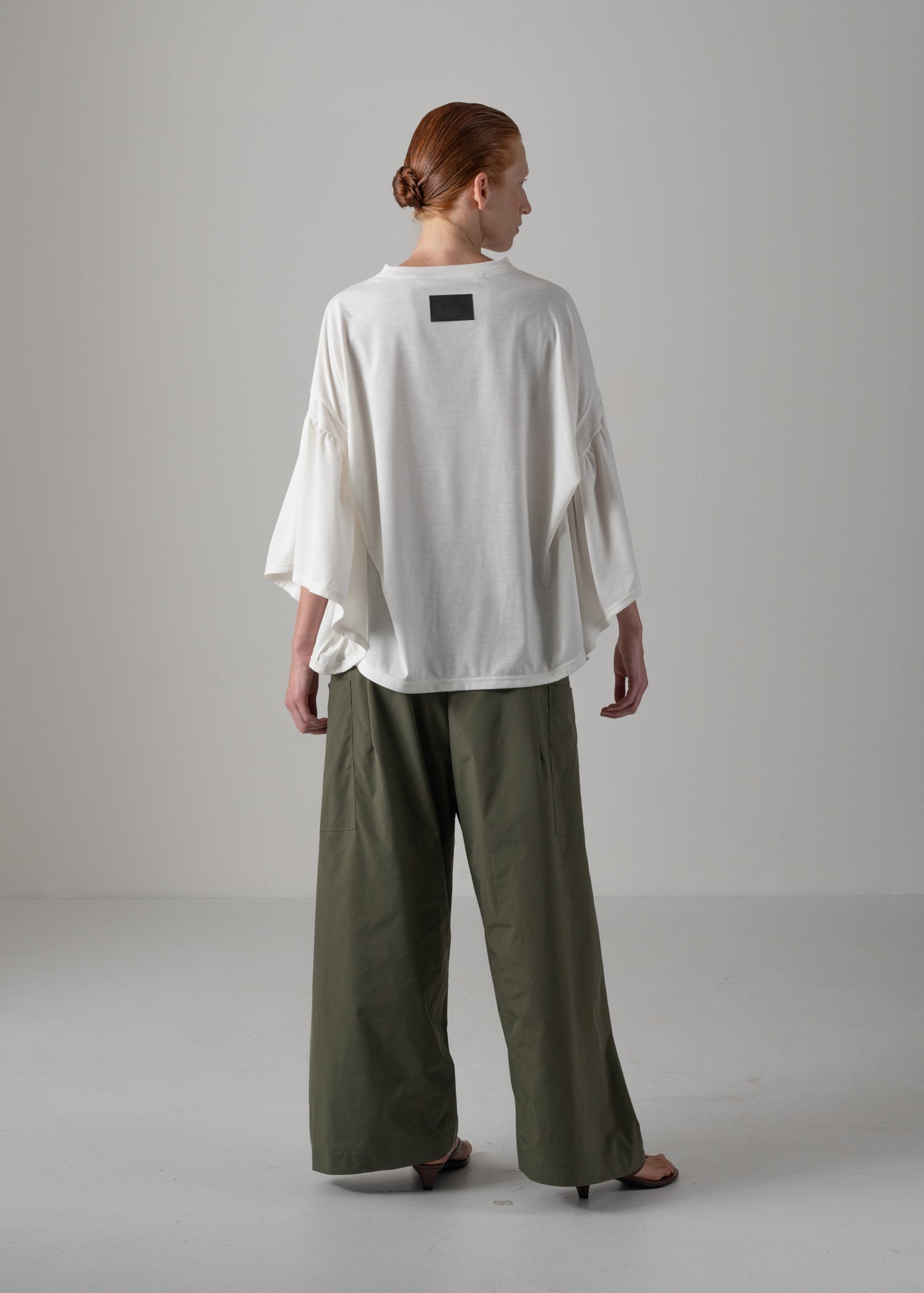 36 LAURA GATHERED SLV TOP / RECYCLED PE JERSEY - C14