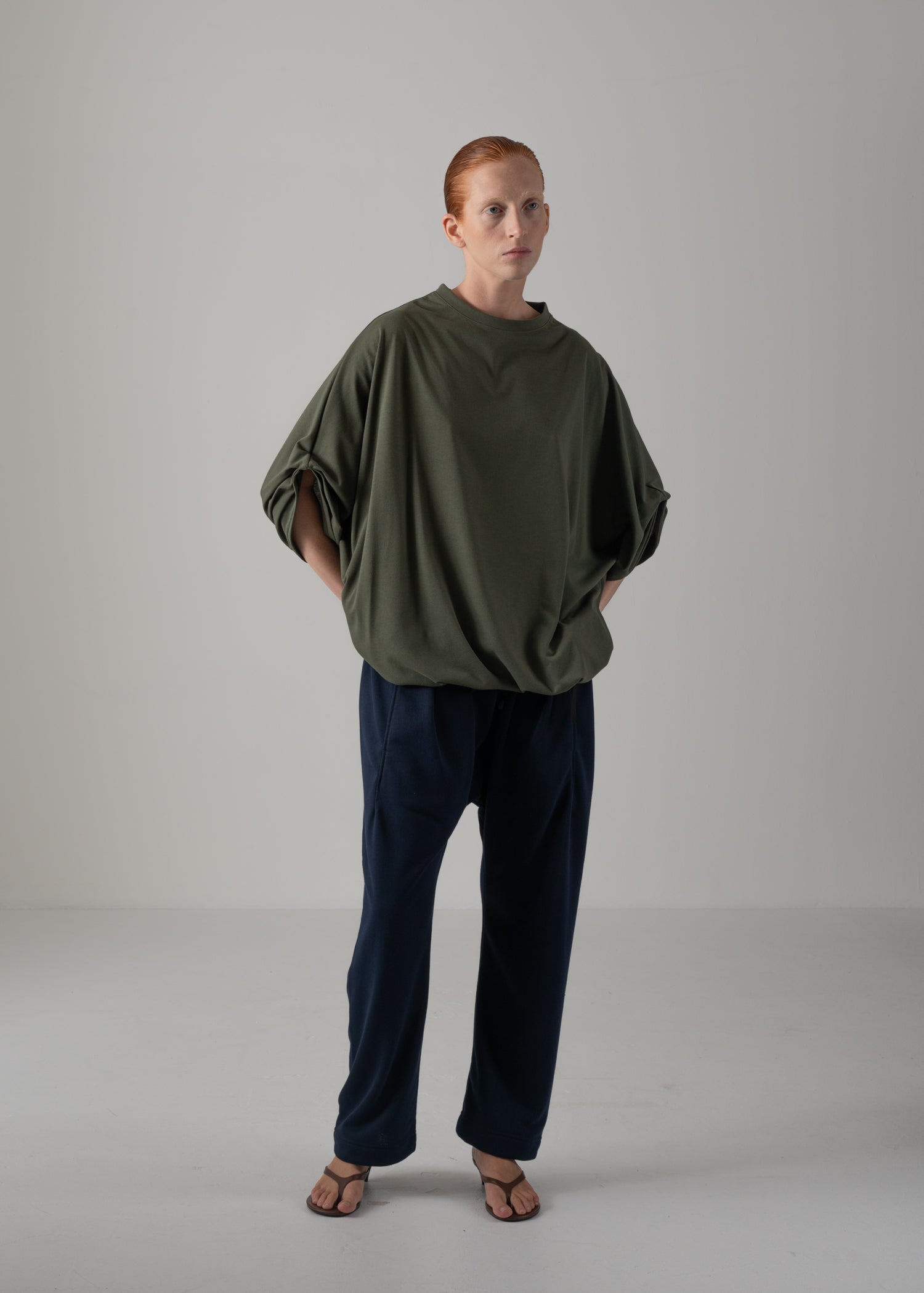 37 NARIAH TUCKED SLEEVE TOP / RECYCLED PE JERSEY - C14