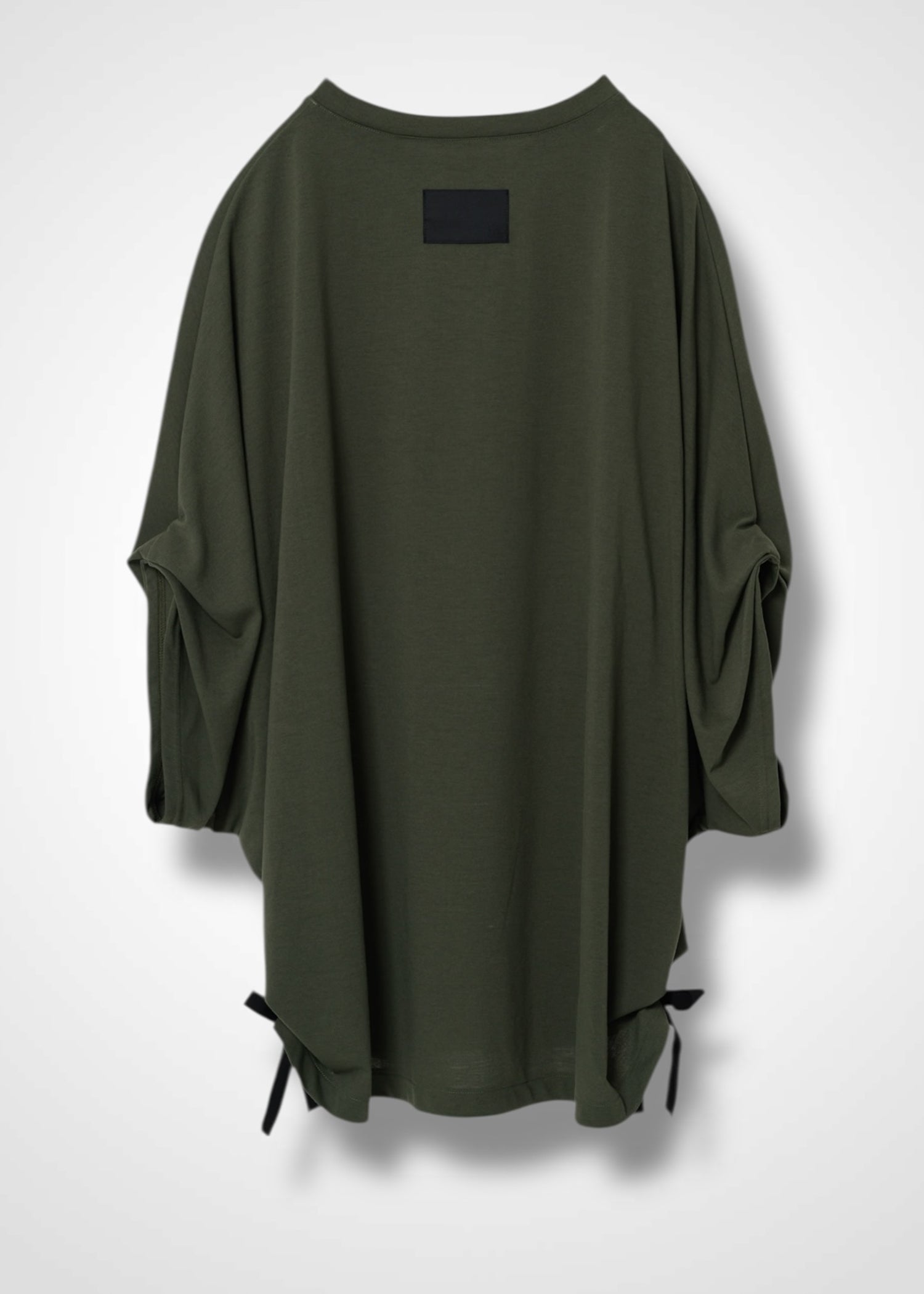 37 NARIAH TUCKED SLEEVE TOP / RECYCLED PE JERSEY - C14