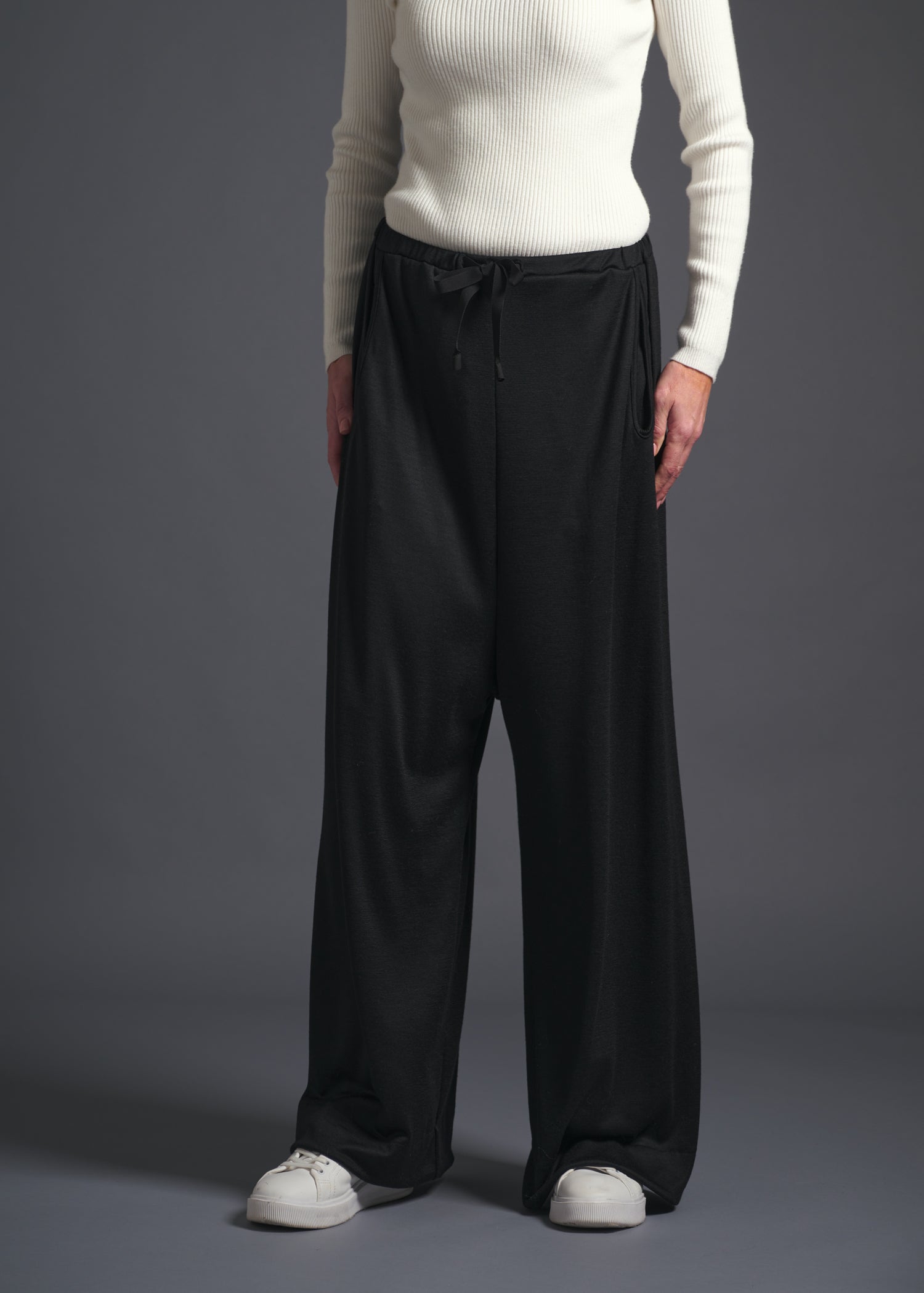 1 / 99BLACK