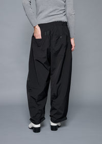 41 NIRVANA TUCKED-HEM TROUSERS / HIGH-COUNT PL STRETCH - C15