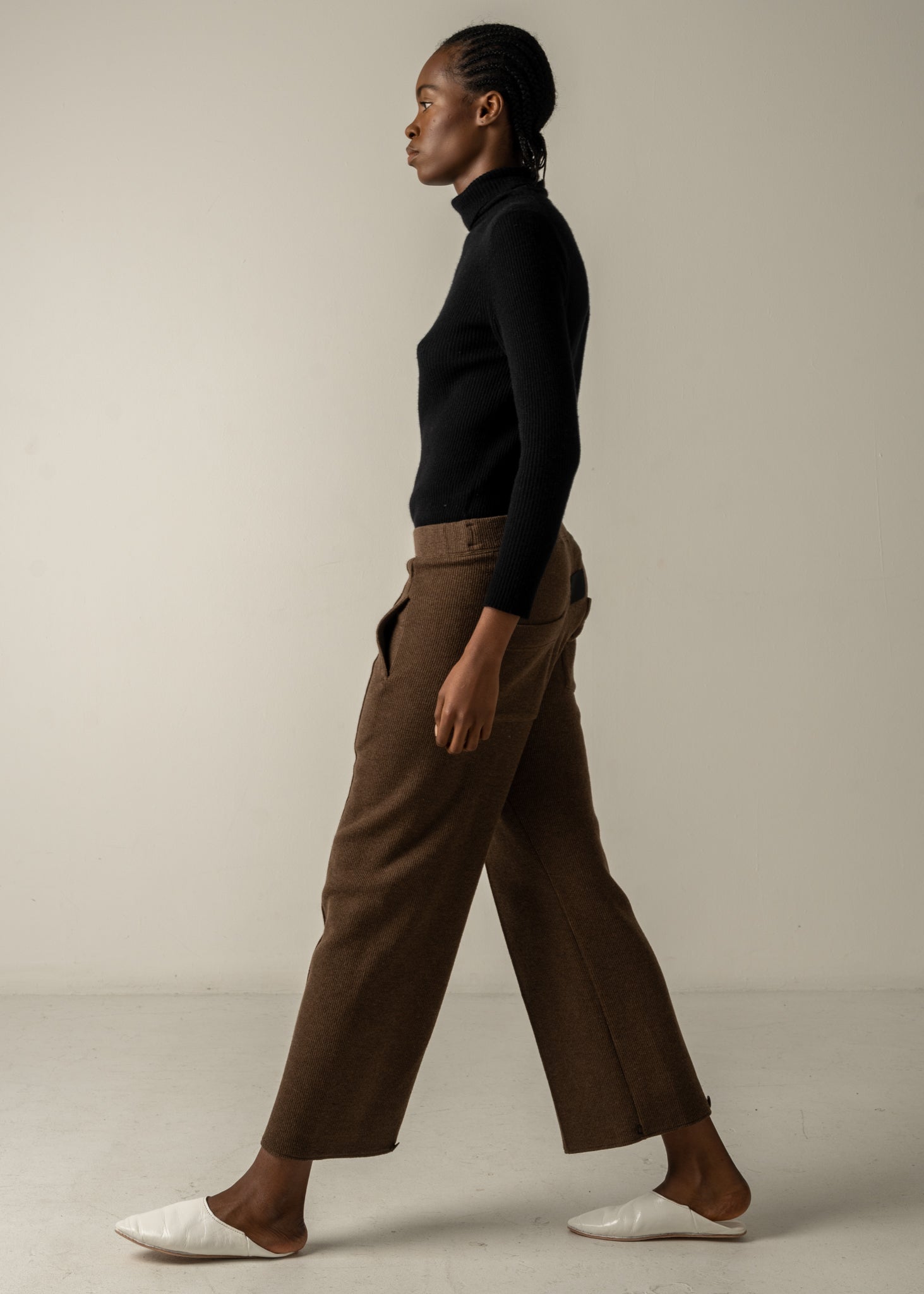 GALAXY SEMI-WIDE TROUSERS / RECYCLED WOOL QUARTER GAUGE KNITING ...