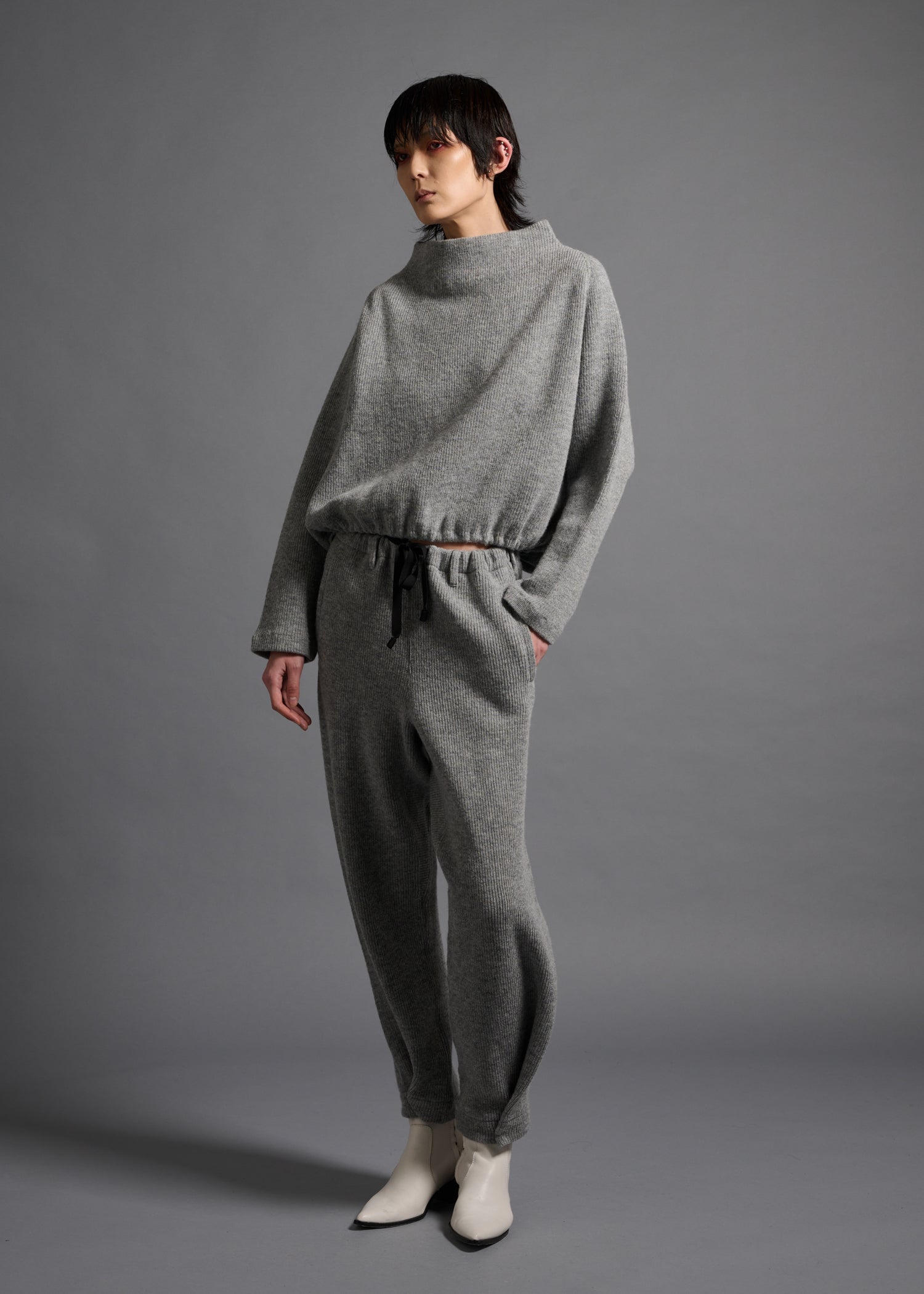 1 / 93LT GRIS