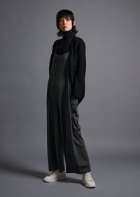 Long-sleeved bolero, black, cogthebigsmoke, one size fits all, sustainable fashion, less is more, made in Japan, quiet luxury, minimalist