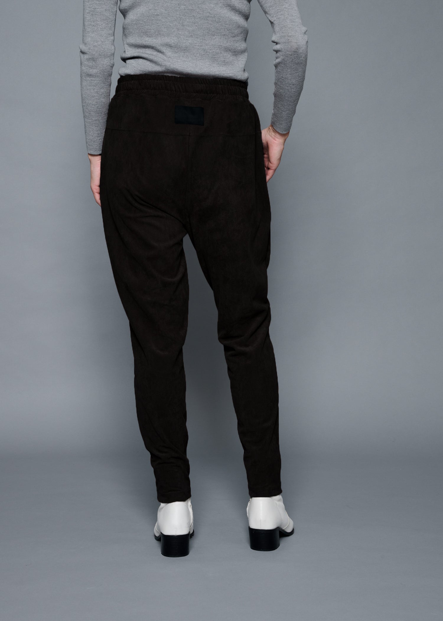 50 ALEXA TROUSERS / TRICOT SUEDE - C15