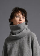 Simple tubular snood, lt grey, cogthebigsmoke, one size fits all, sustainable fashion, less is more, made in Japan, quiet luxury, minimalist