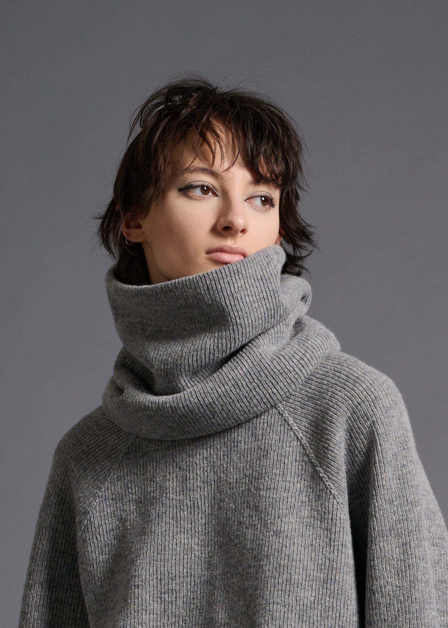 51 KAI SNOOD / CHUNKY RIB JERSEY - C13