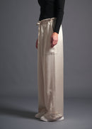 Wide leg cargo trousers, oat, cogthebigsmoke, one size fits all, sustainable fashion, less is more, made in Japan, quiet luxury, minimalist