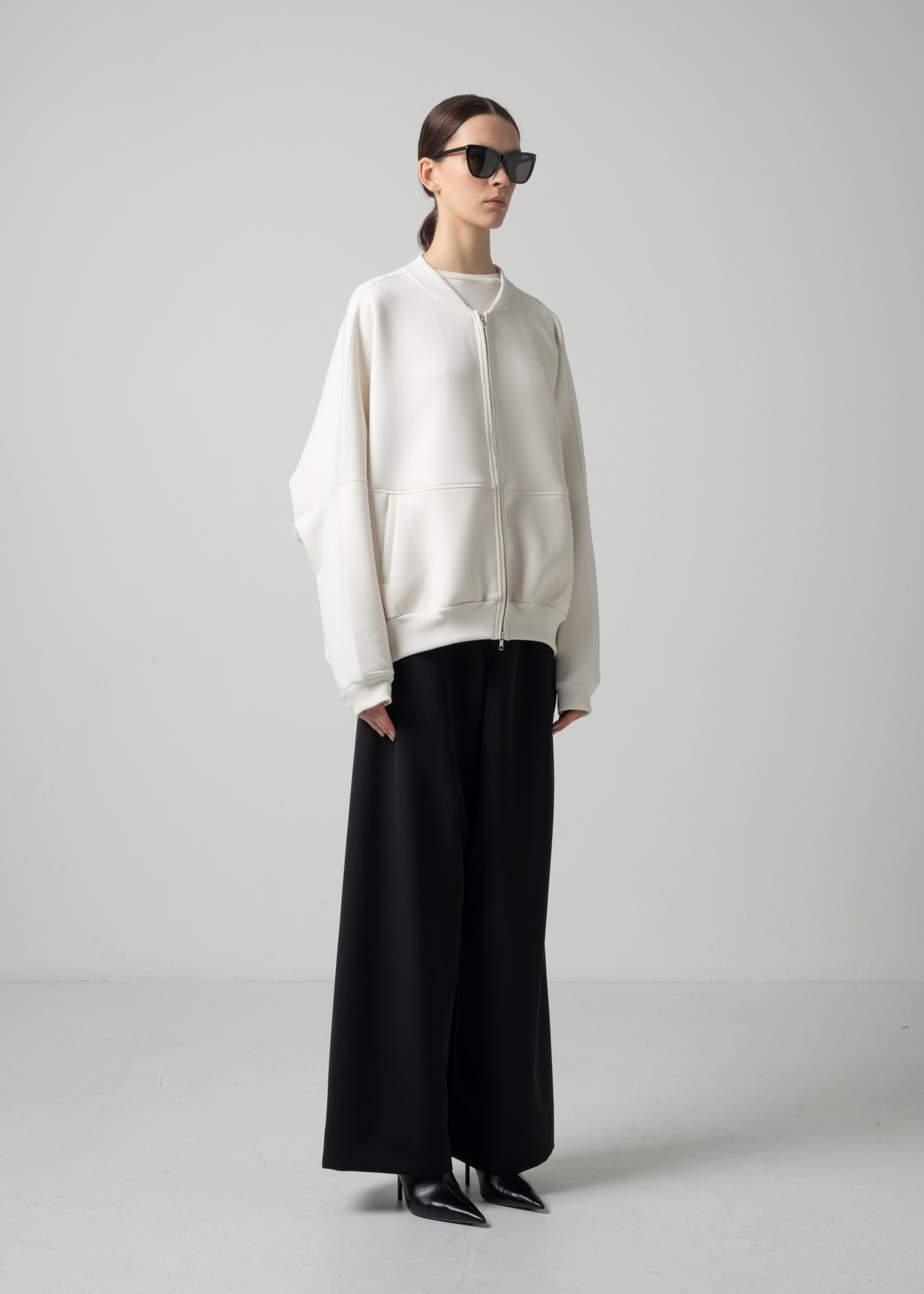 52 OLLIE ZIP UP BLOUSON / COCOON JERSEY - C15