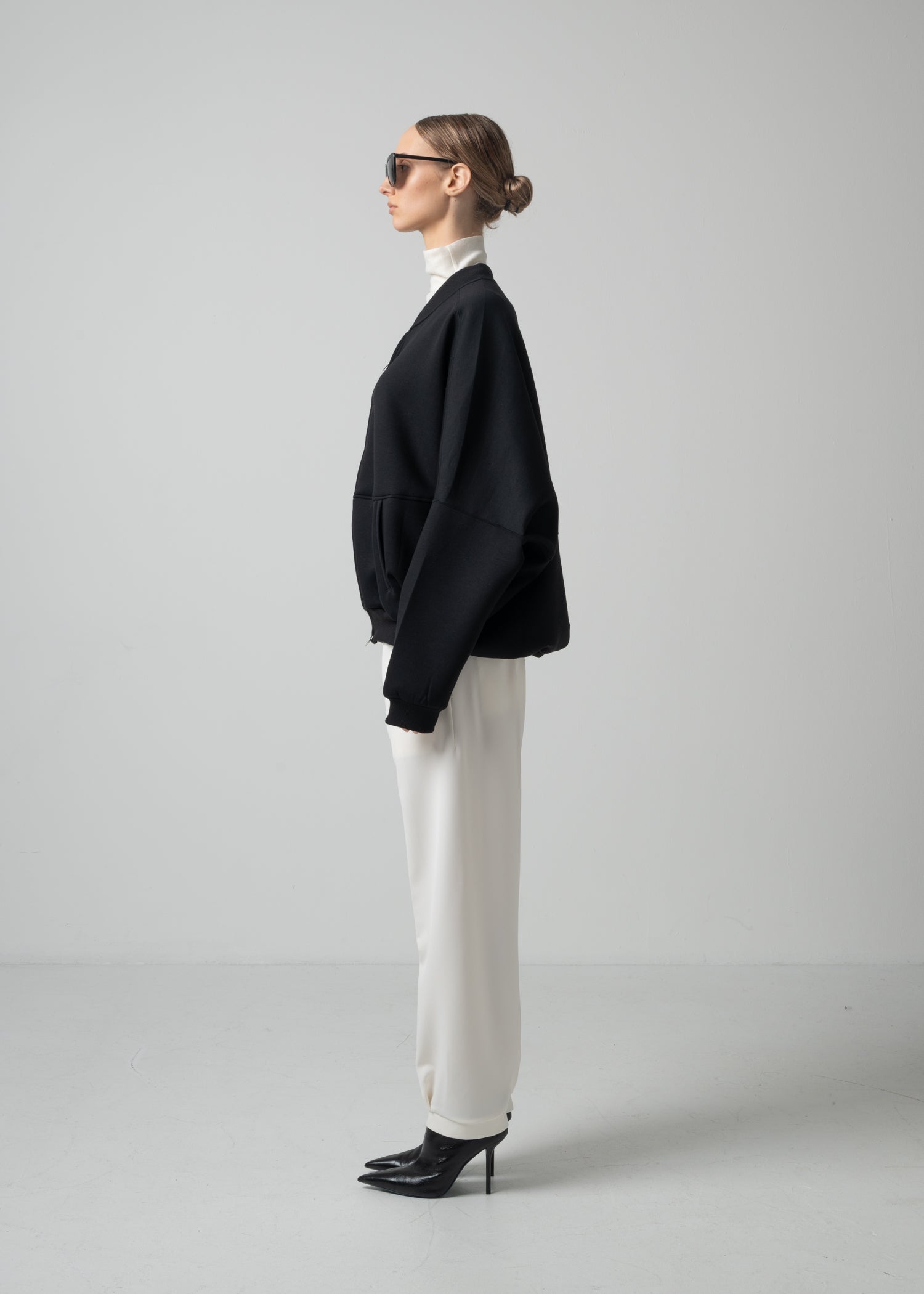 52 OLLIE ZIP UP BLOUSON / COCOON JERSEY - C15