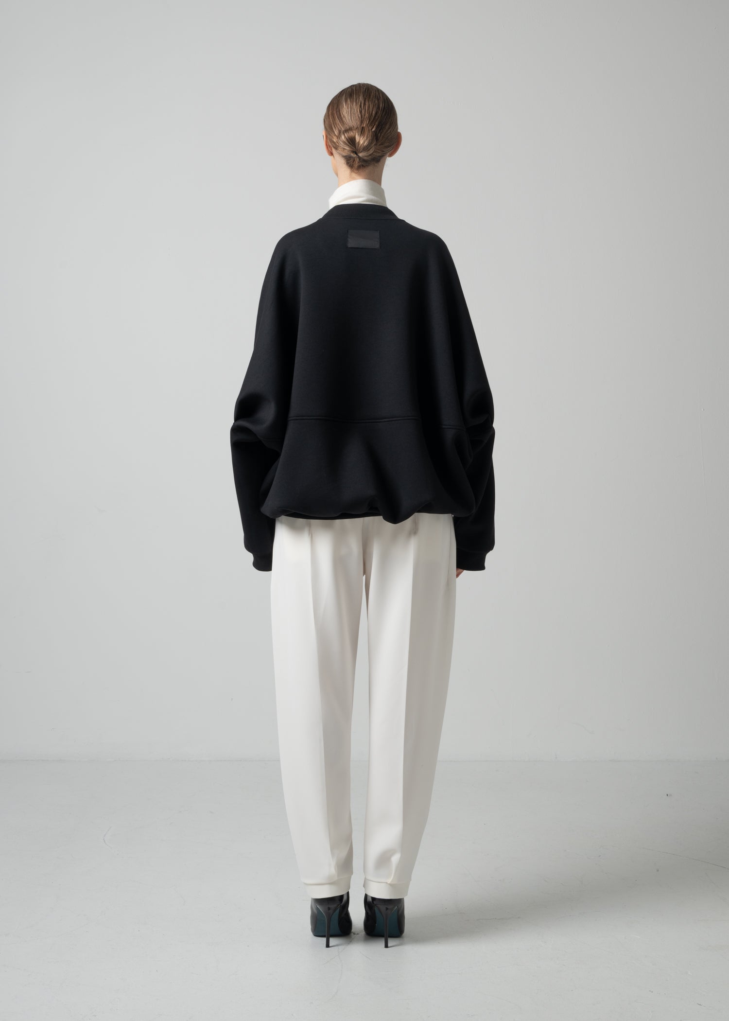 52 OLLIE ZIP UP BLOUSON / COCOON JERSEY - C15