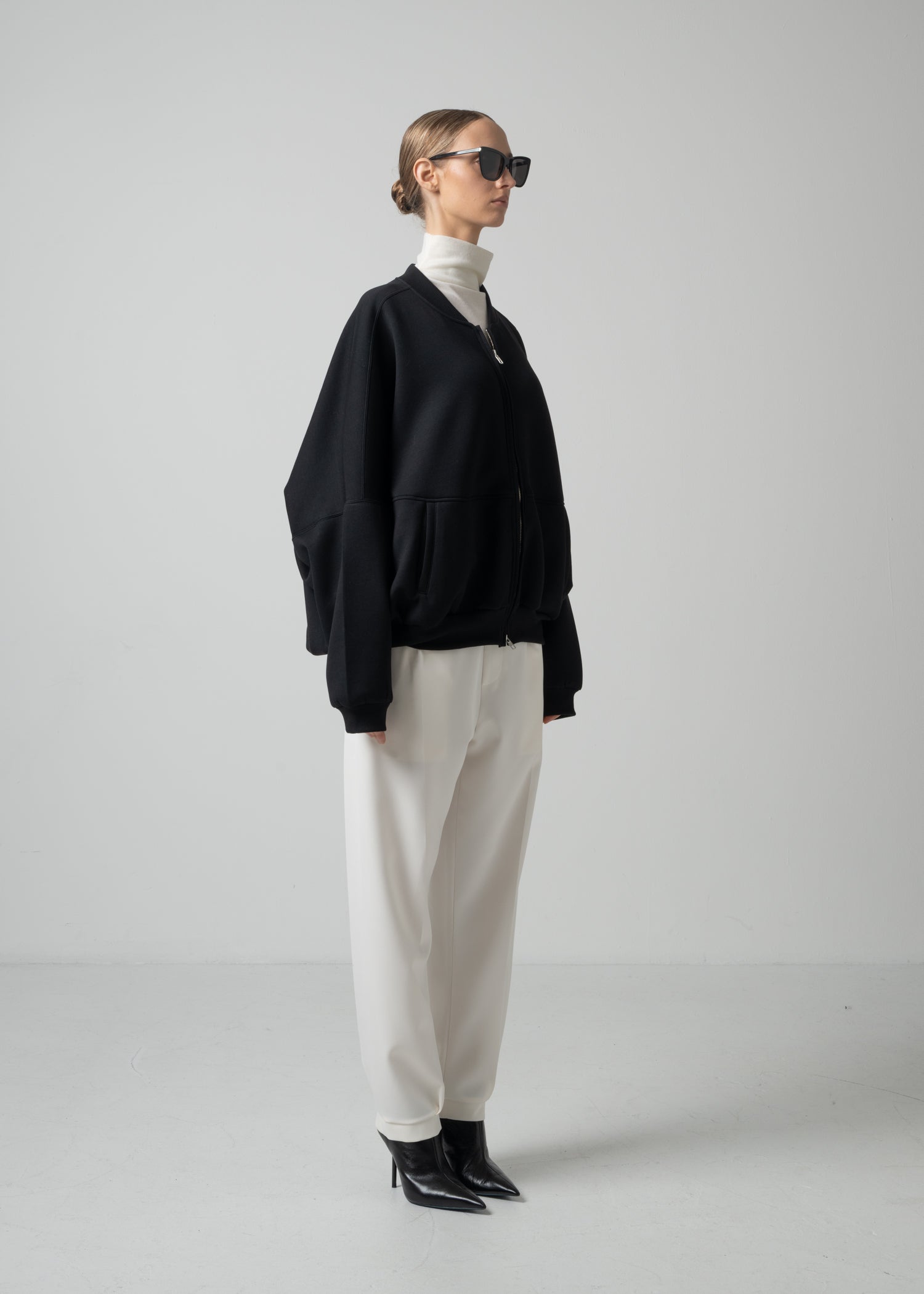 52 OLLIE ZIP UP BLOUSON / COCOON JERSEY - C15