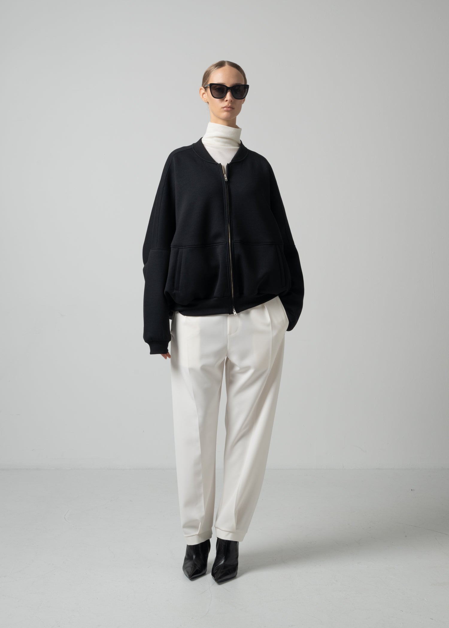 52 OLLIE ZIP UP BLOUSON / COCOON JERSEY - C15